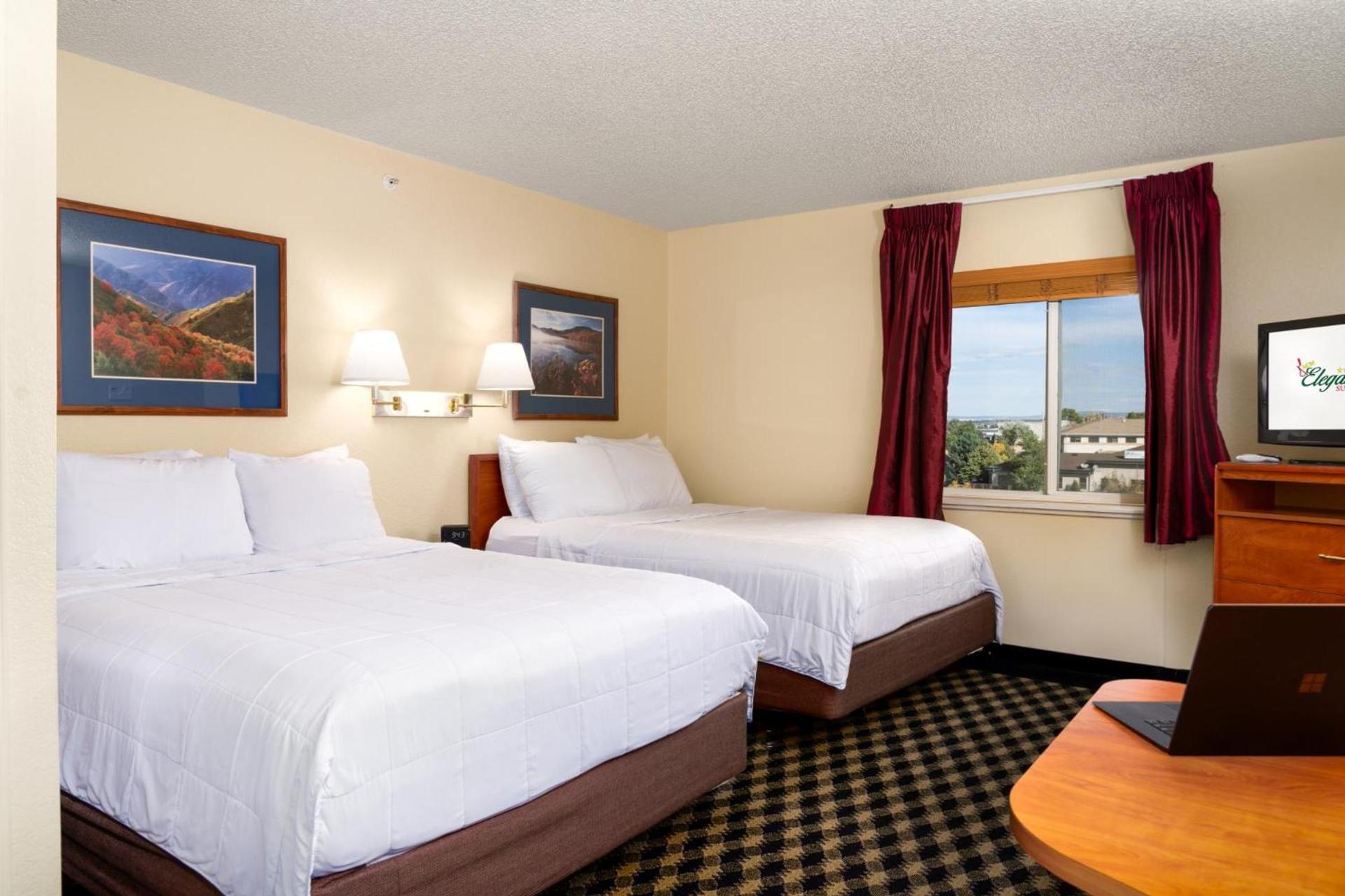 MCM Elegante Suites photo 29