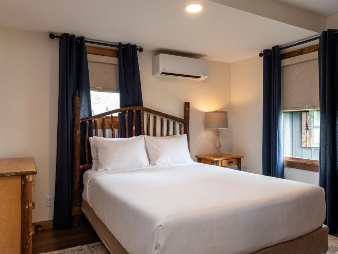 Lodge at Schroon Lake photo 14