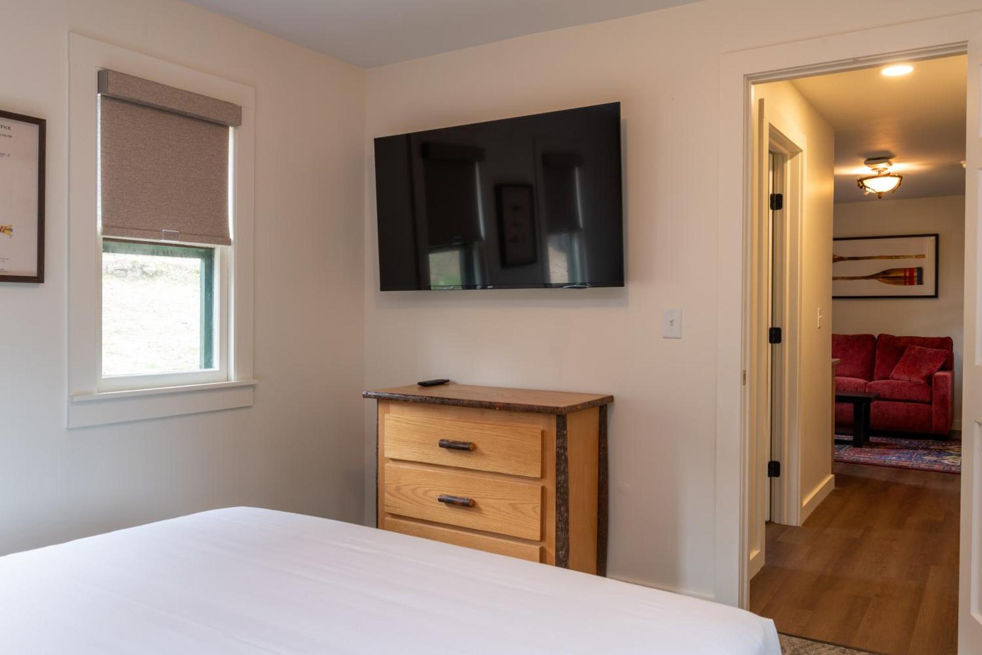 Lodge at Schroon Lake photo 6