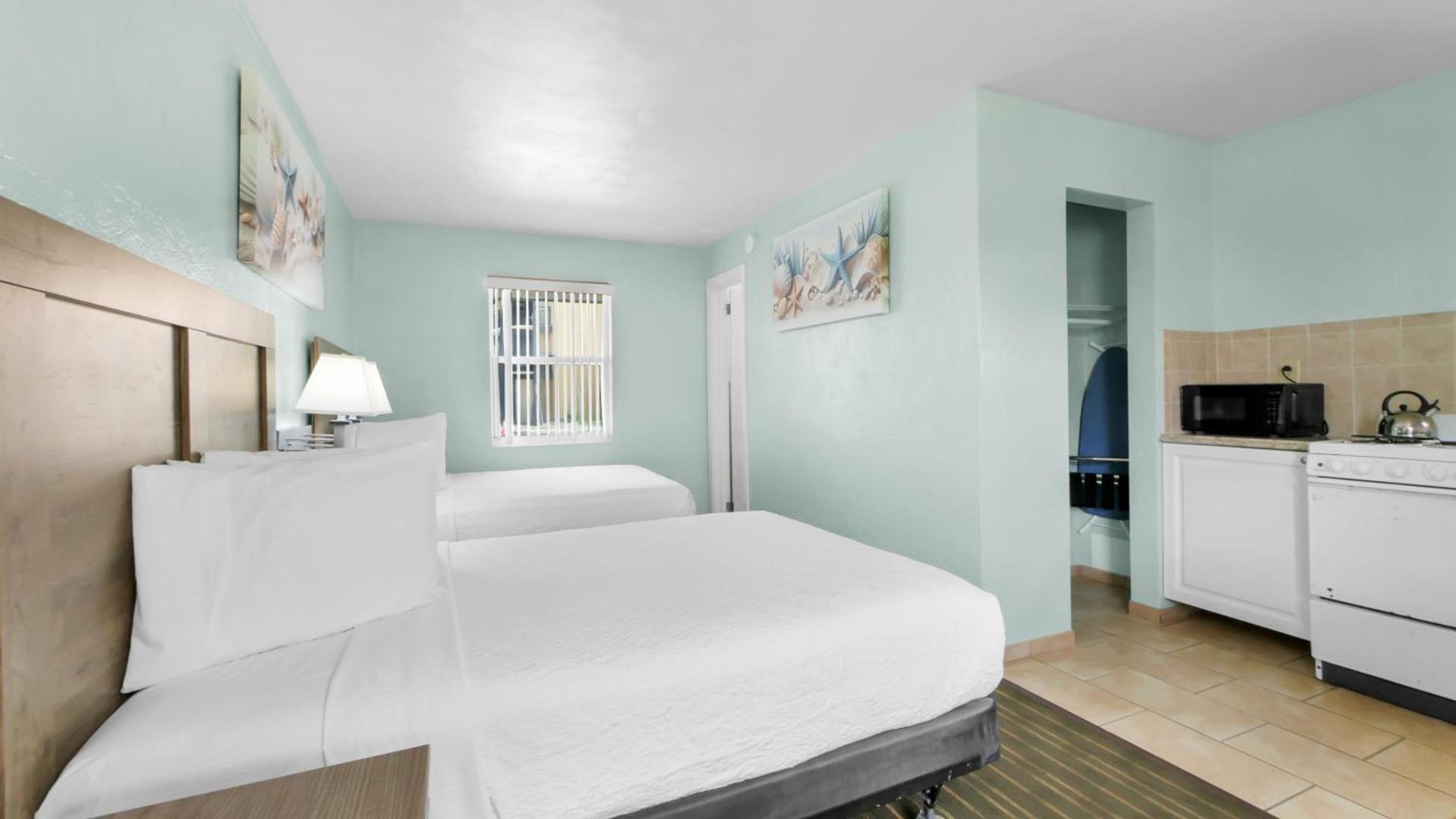 Ocean Court Beachfront Hotel photo 22