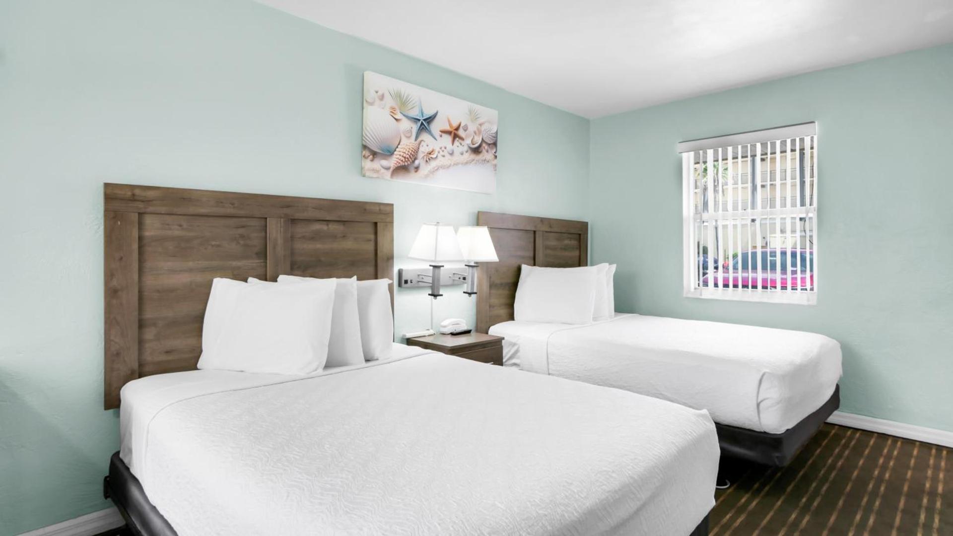 Ocean Court Beachfront Hotel photo 20