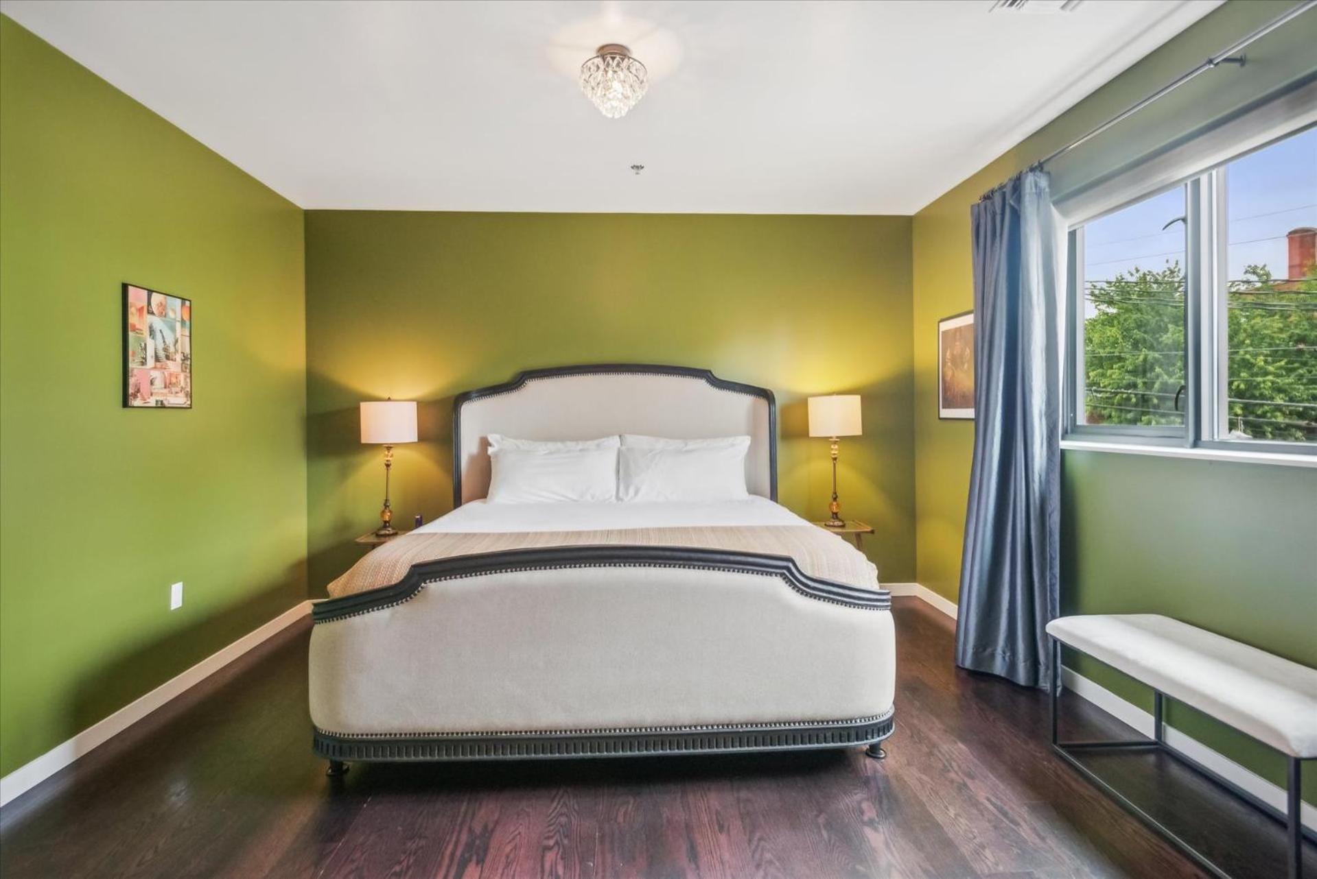 VioletSuitesPDX Boutique Hotel photo 11
