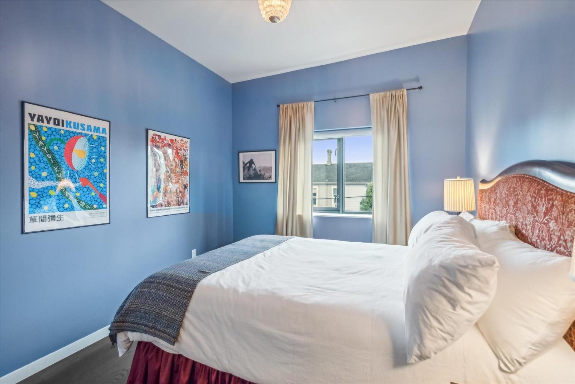 VioletSuitesPDX Boutique Hotel photo 47
