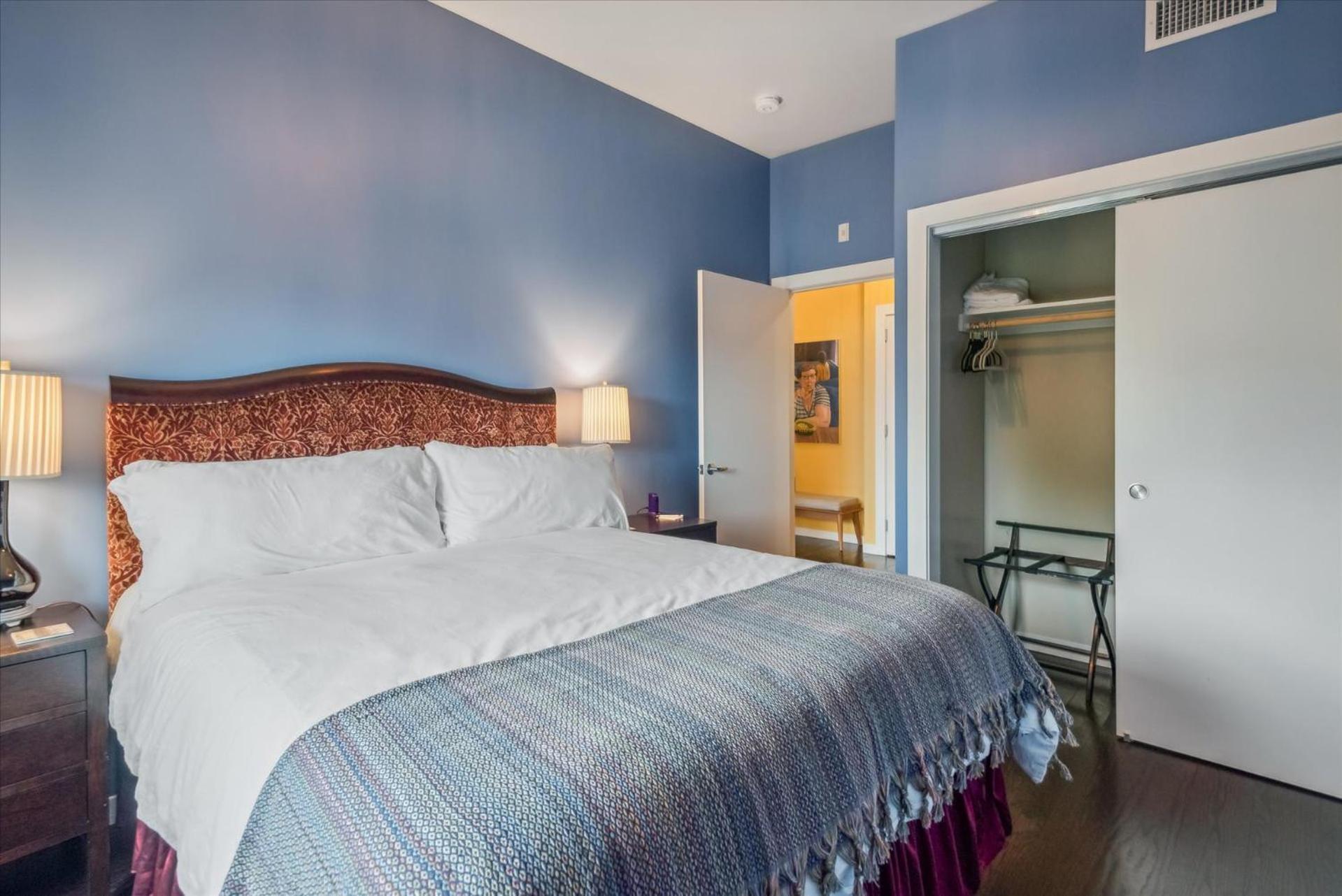 VioletSuitesPDX Boutique Hotel photo 10