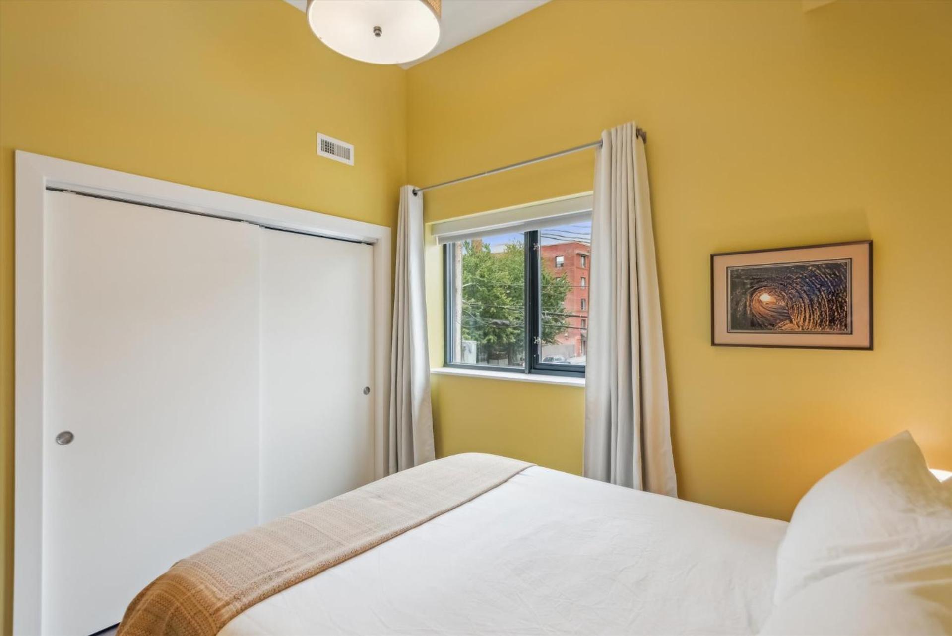 VioletSuitesPDX Boutique Hotel photo 14