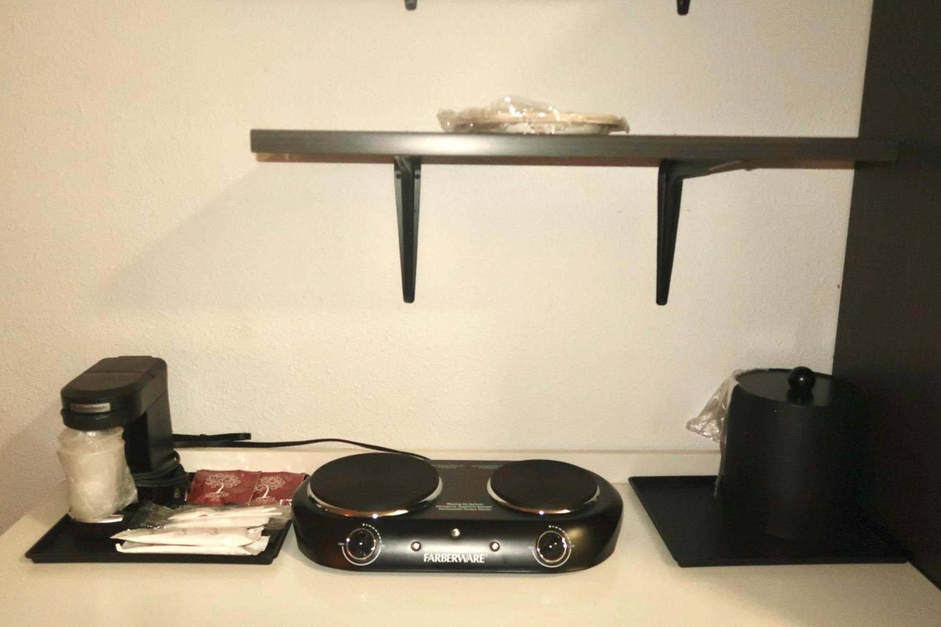 Studio 6 Suites Elkhart, IN photo 5