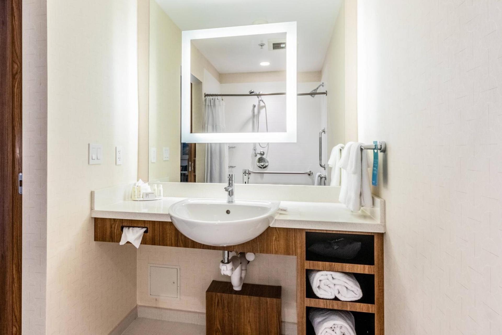 SpringHill Suites by Marriott Dallas Plano/Frisco photo 11