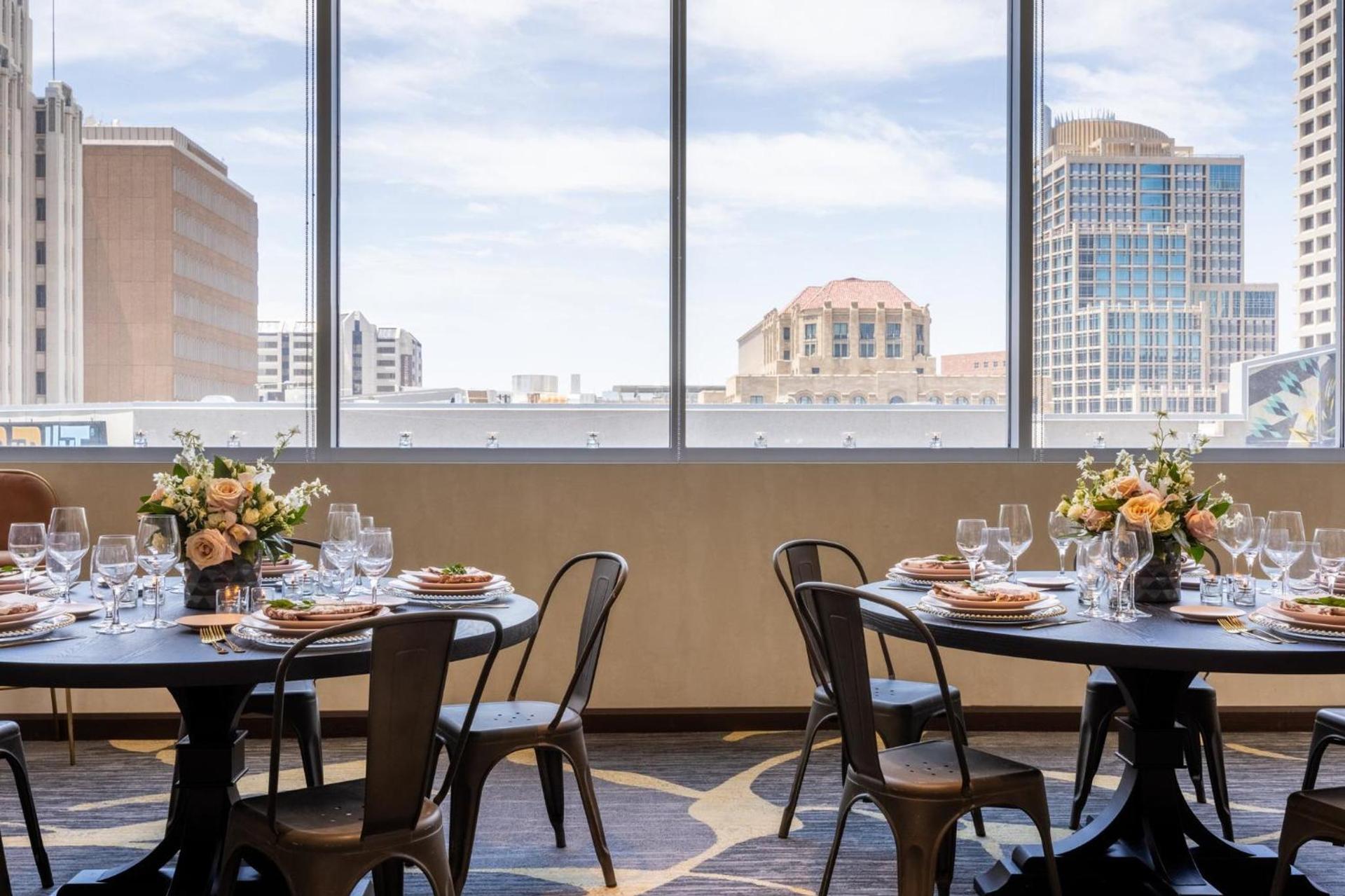 Kimpton Hotel Palomar Phoenix Cityscape by IHG photo 61
