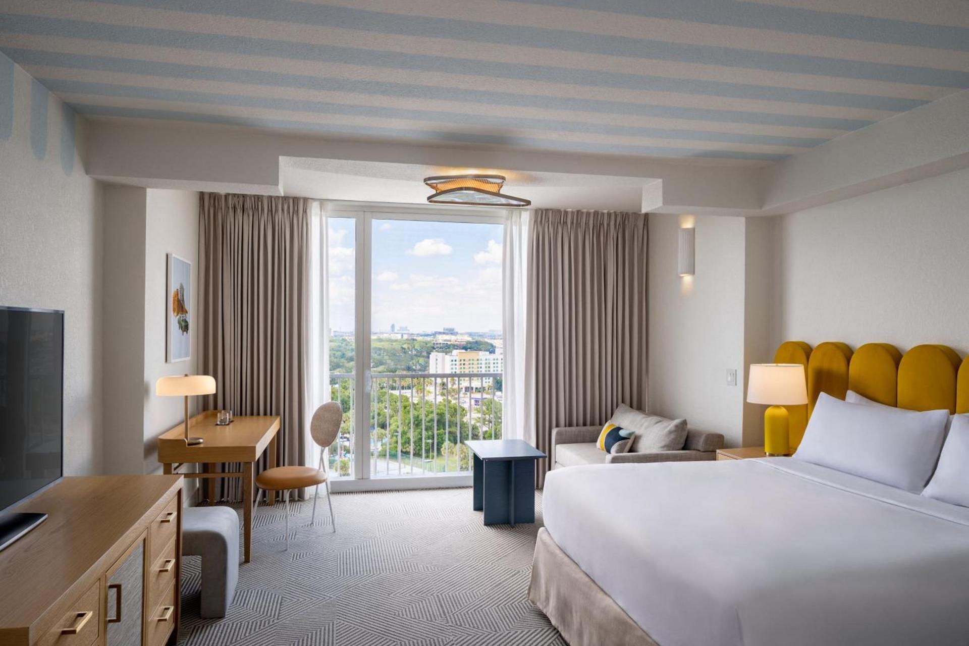 Renaissance Orlando Resort - Disney Springs Area - Free Shuttle to Disney Parks & Early Entry Benefits photo 20