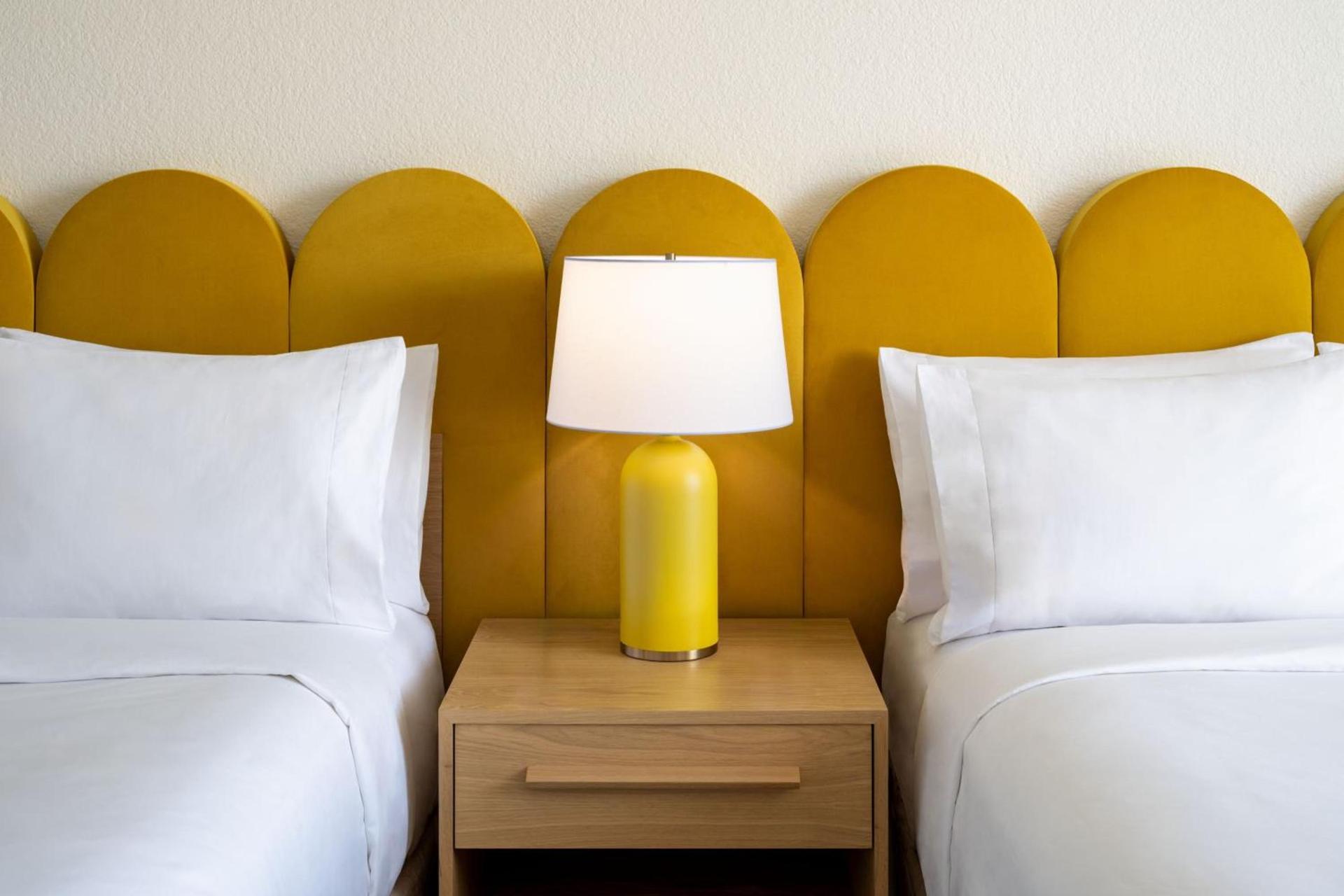 Renaissance Orlando Resort - Disney Springs Area - Free Shuttle to Disney Parks & Early Entry Benefits photo 61