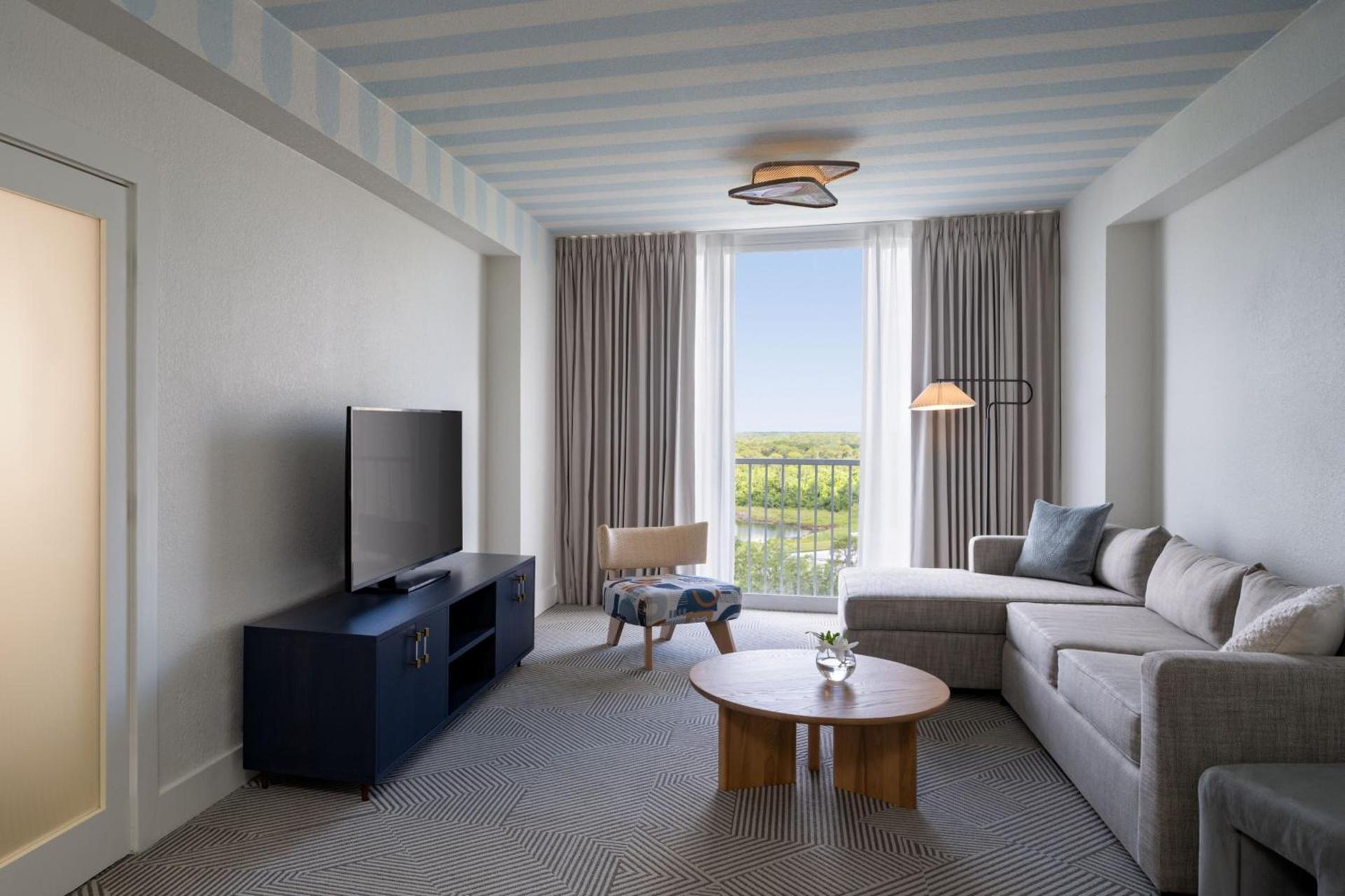 Renaissance Orlando Resort - Disney Springs Area - Free Shuttle to Disney Parks & Early Entry Benefits photo 44