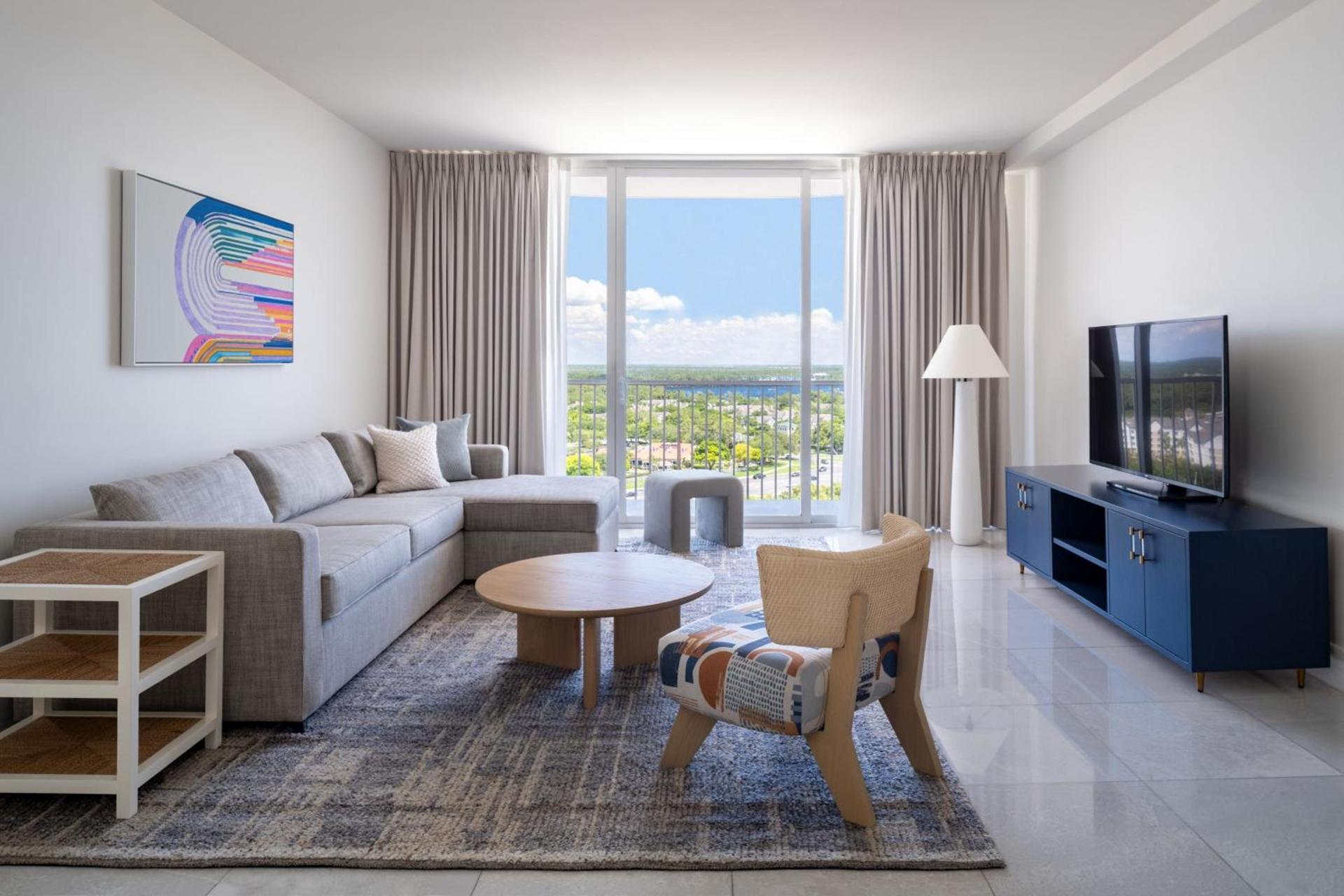 Renaissance Orlando Resort - Disney Springs Area - Free Shuttle to Disney Parks & Early Entry Benefits photo 43
