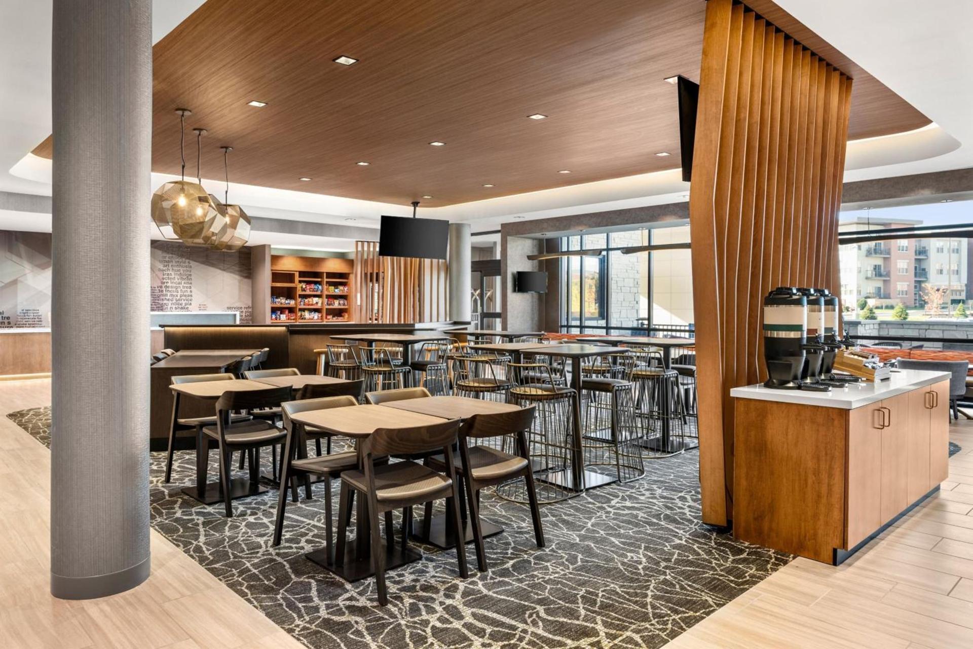 SpringHill Suites by Marriott Menomonee Falls photo 40