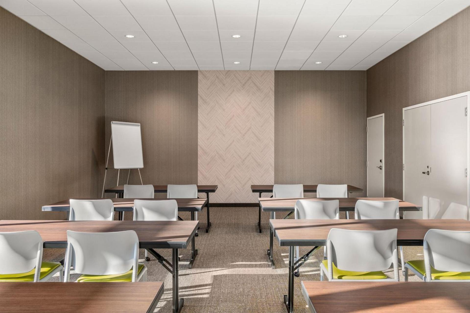 SpringHill Suites by Marriott Menomonee Falls photo 45