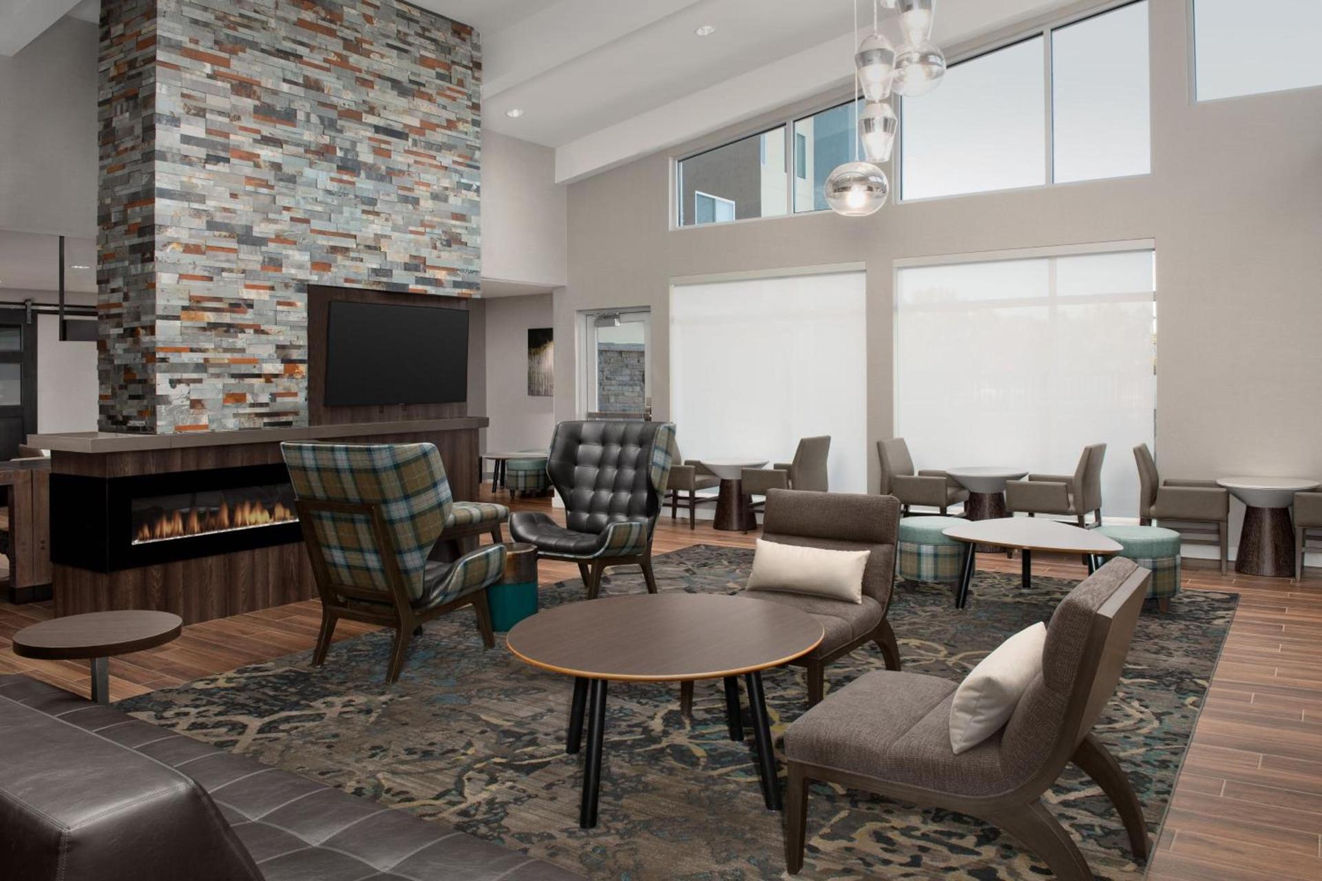 Residence Inn by Marriott Fresno Clovis photo 19