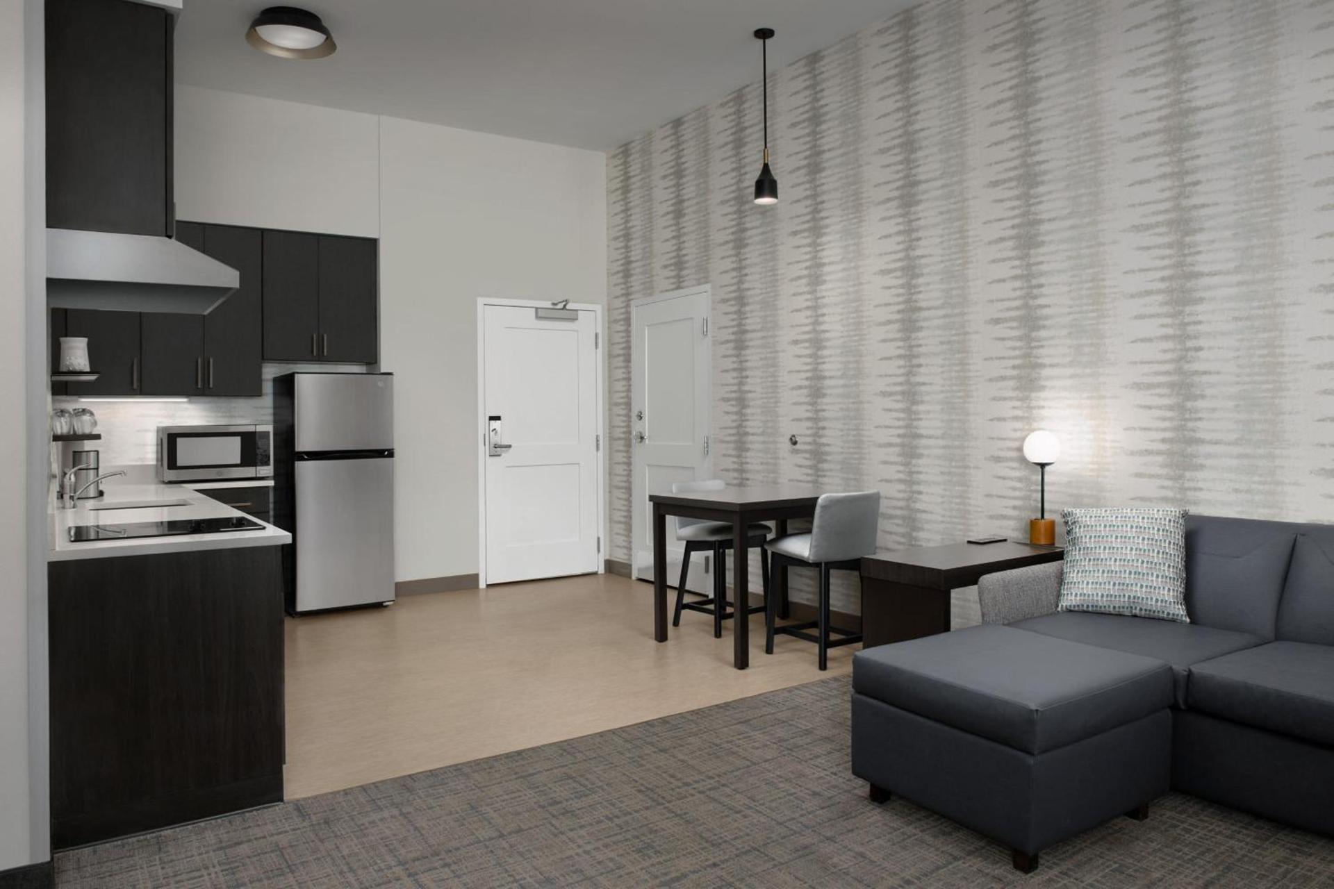 Residence Inn by Marriott Fresno Clovis photo 32