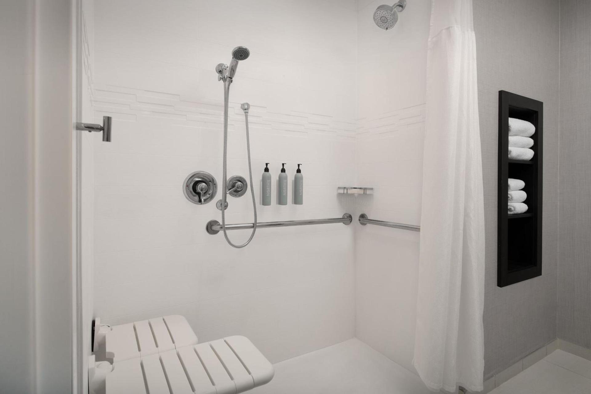 Residence Inn by Marriott Fresno Clovis photo 41