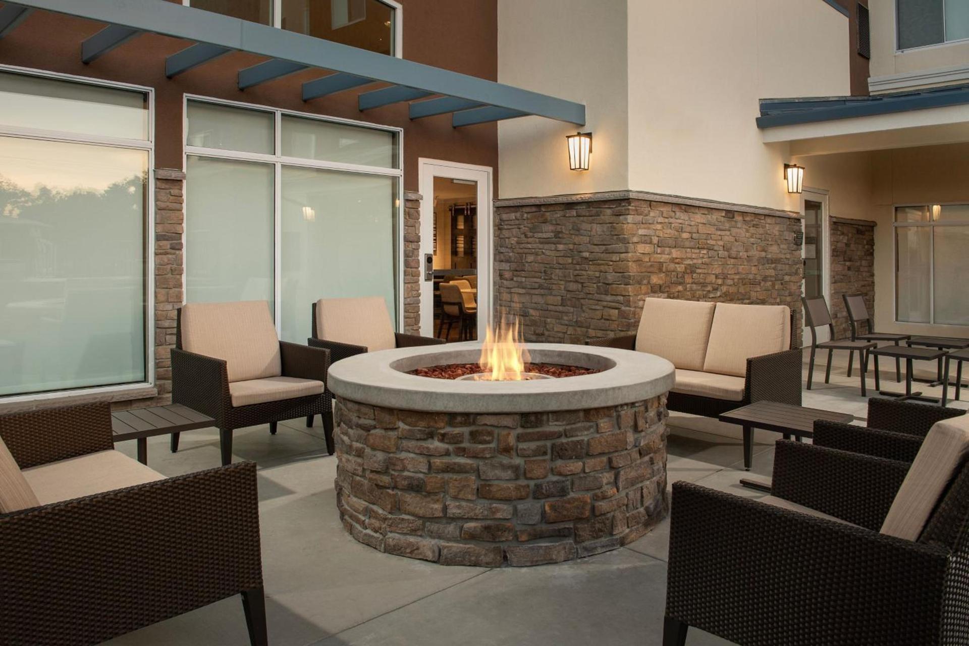 Residence Inn by Marriott Fresno Clovis photo 52