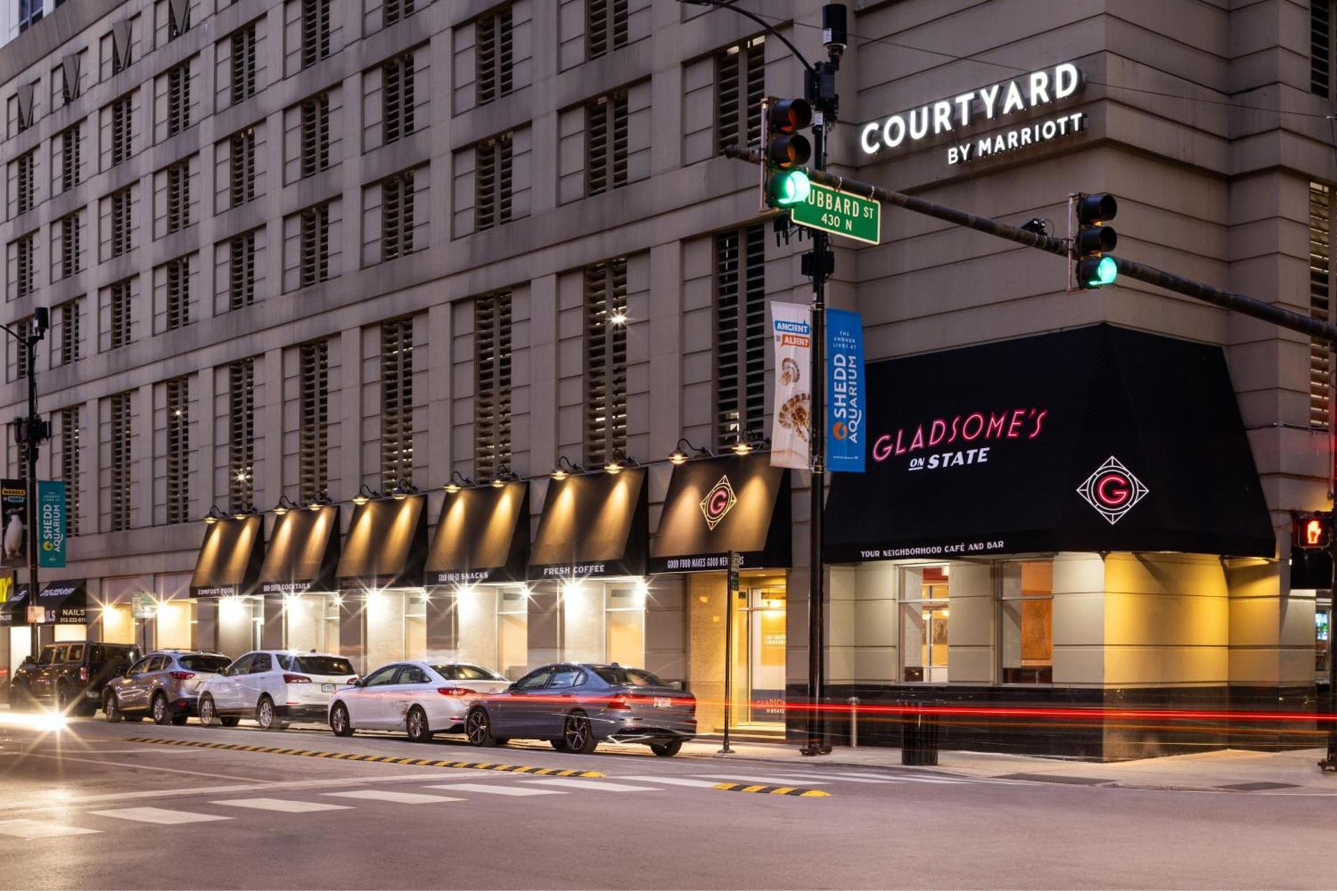 Courtyard by Marriott Chicago Downtown/River North photo 3