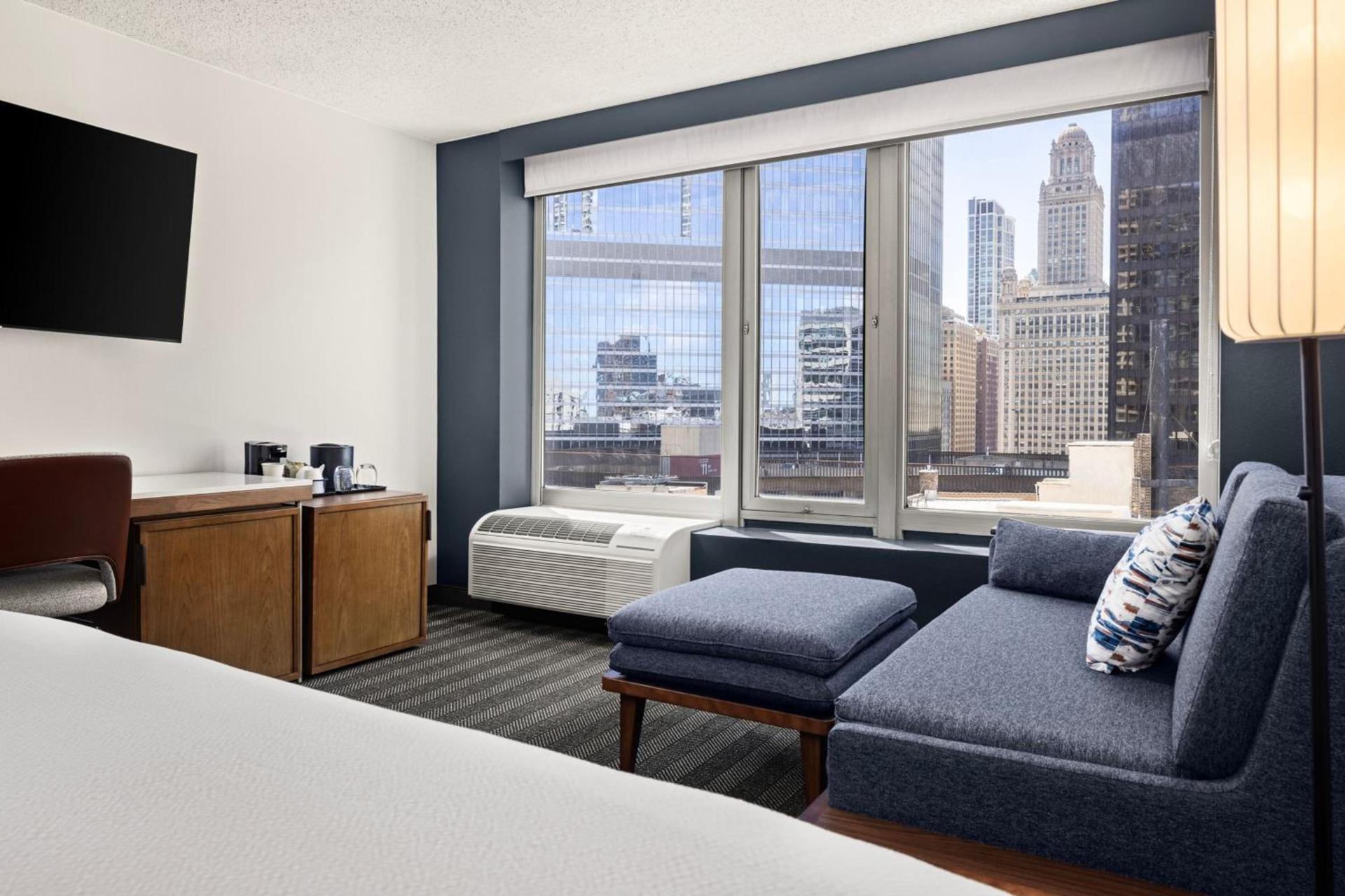 Courtyard by Marriott Chicago Downtown/River North photo 23