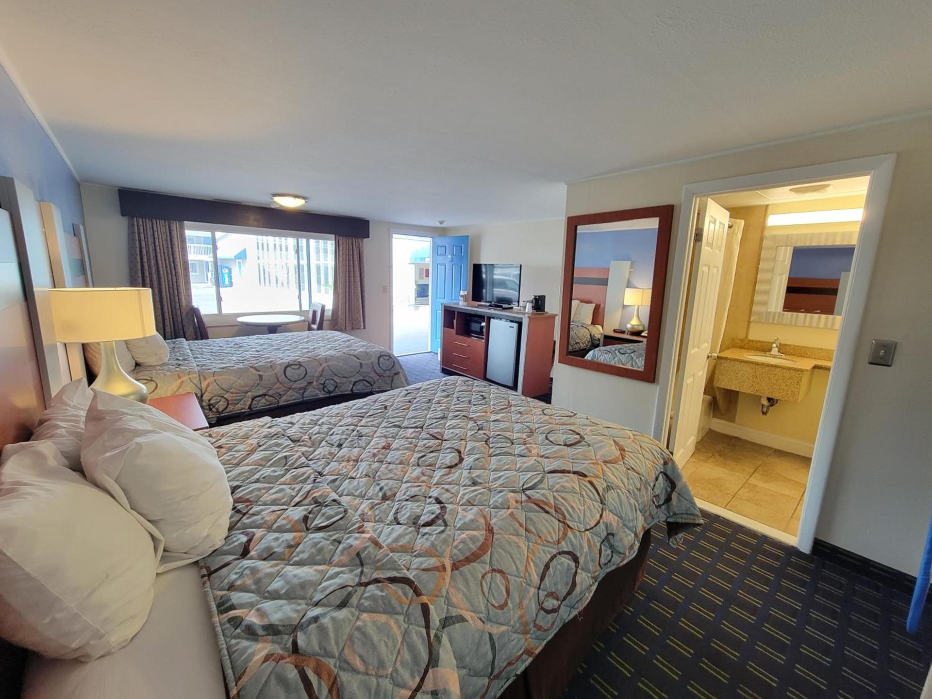 Days Inn by Wyndham - Cape Cod photo 7