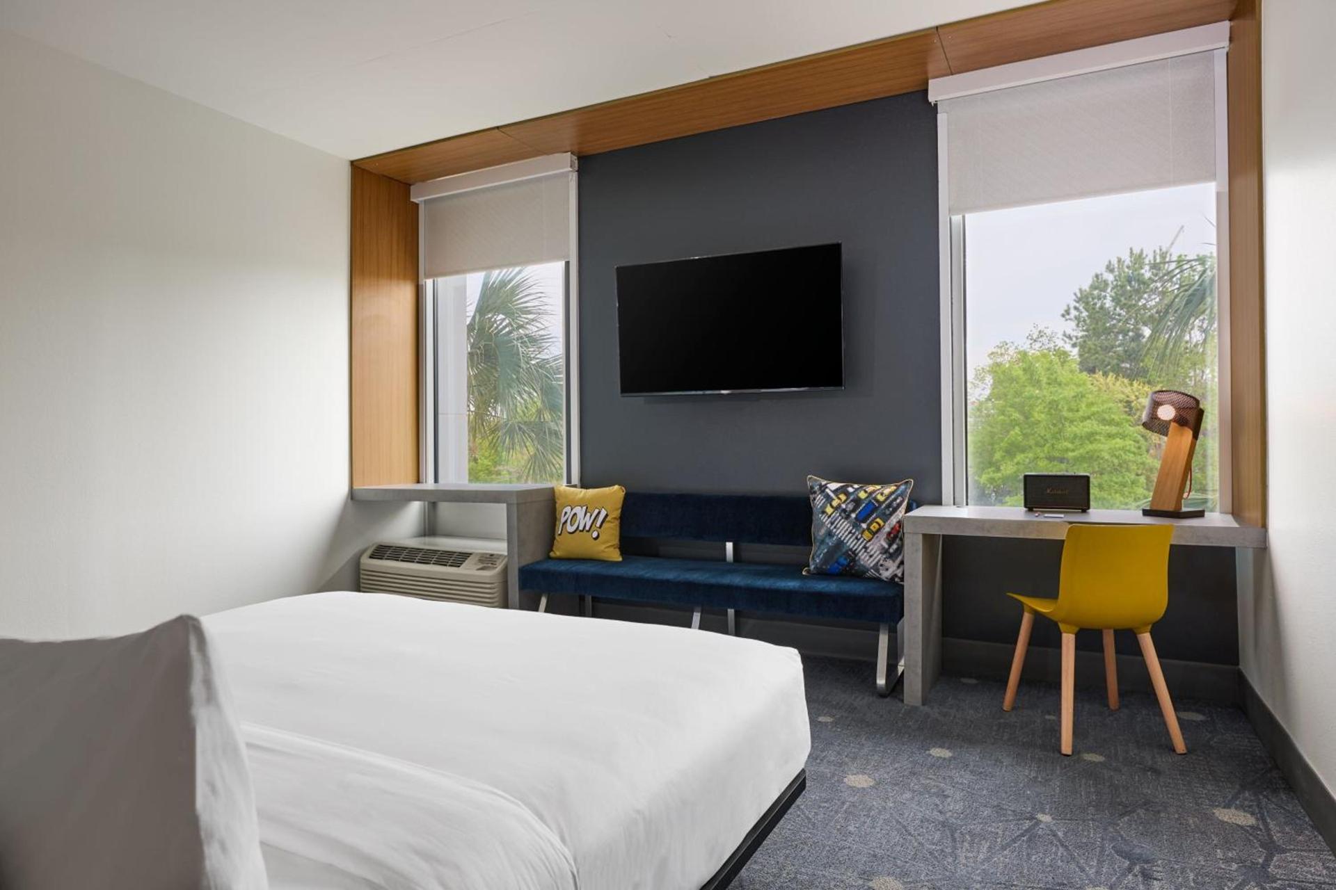 Aloft by Marriott Charleston Airport & Convention Center photo 9