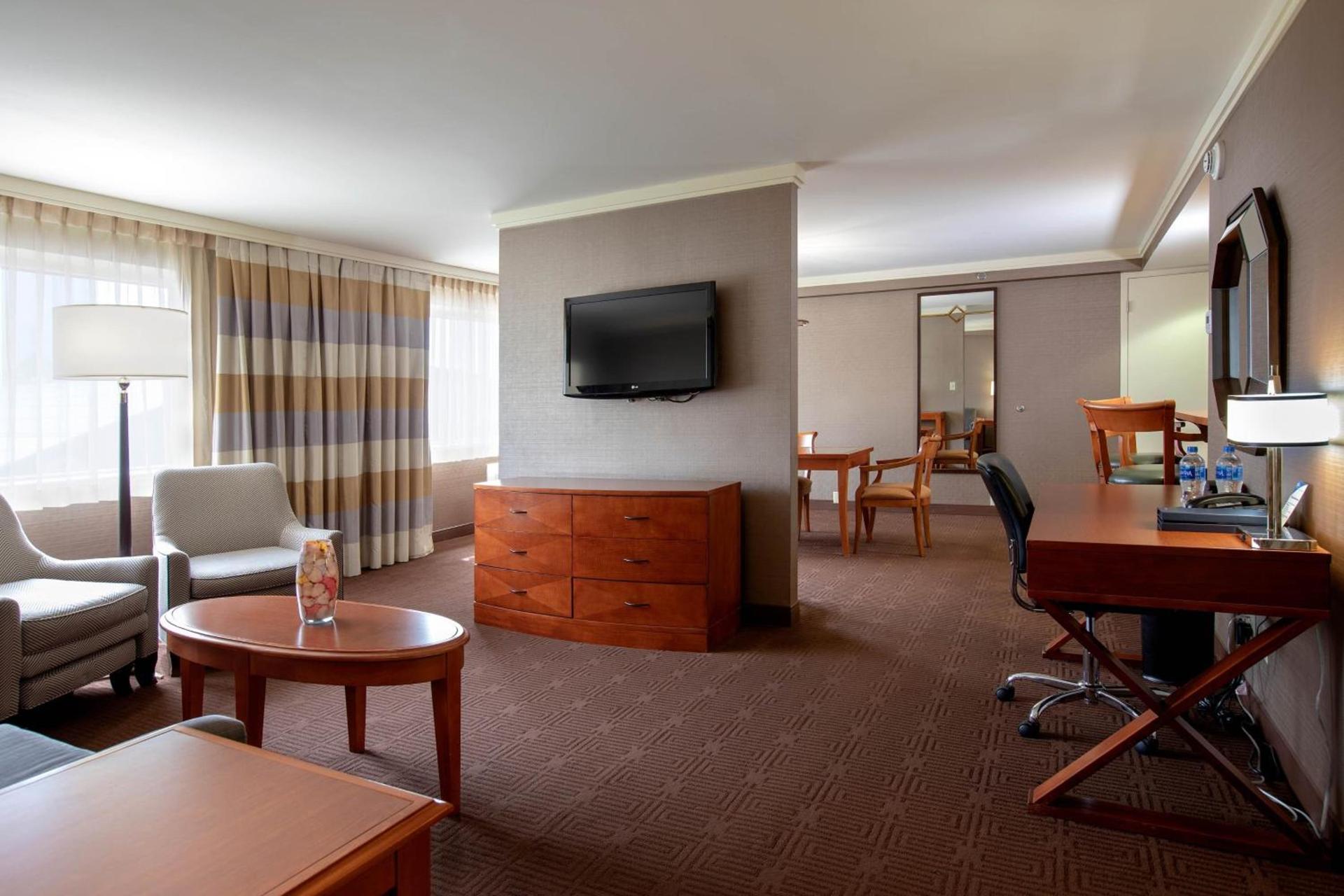 Sheraton Niagara Falls photo 11