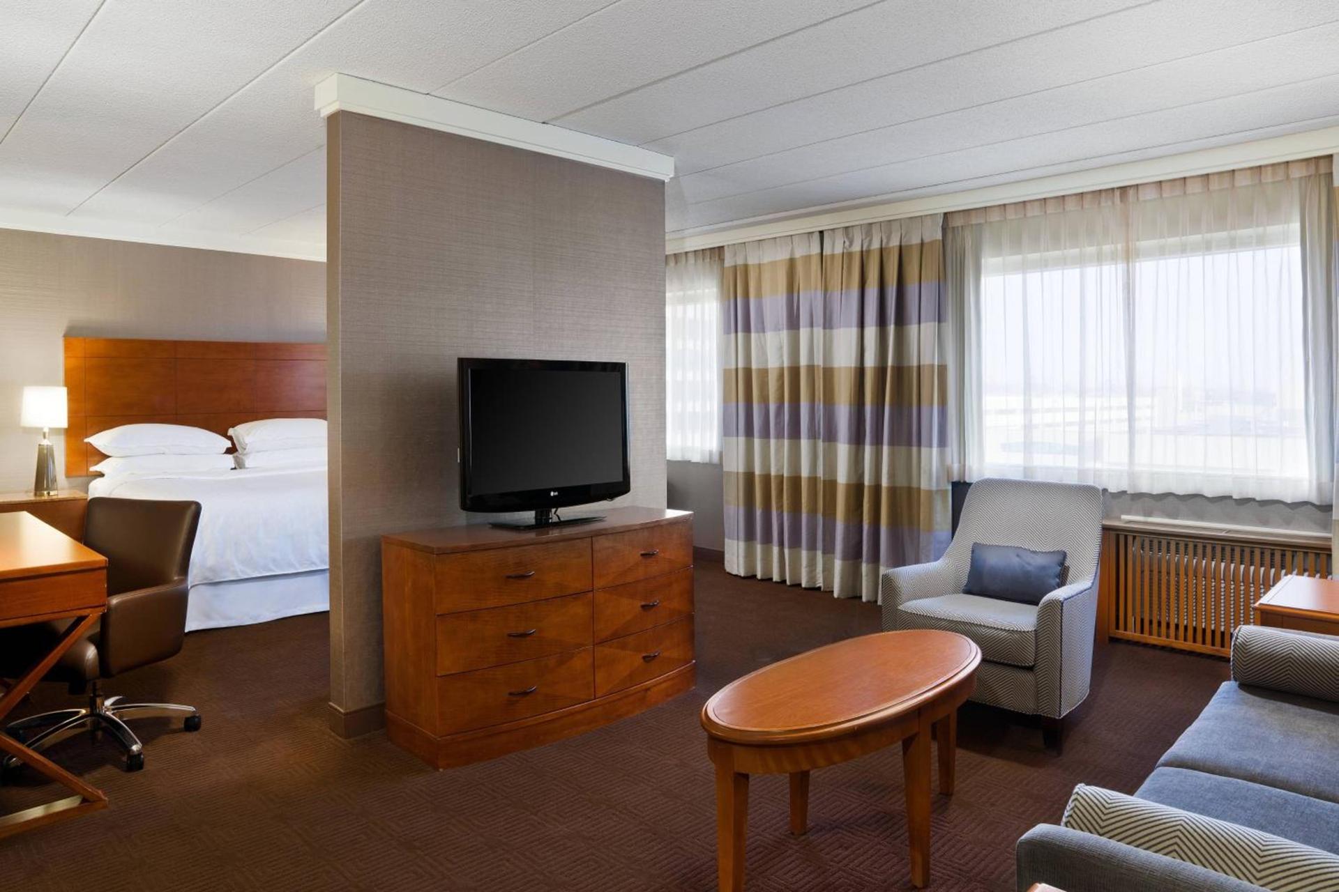 Sheraton Niagara Falls photo 14