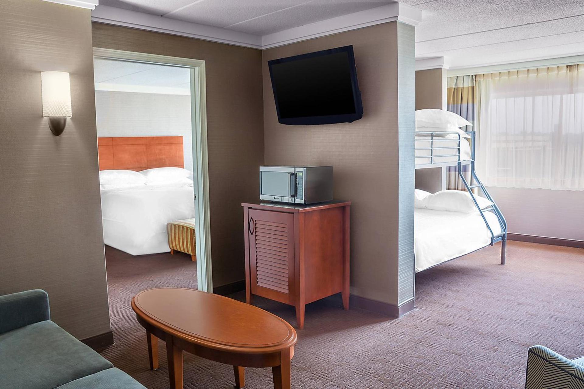 Sheraton Niagara Falls photo 16
