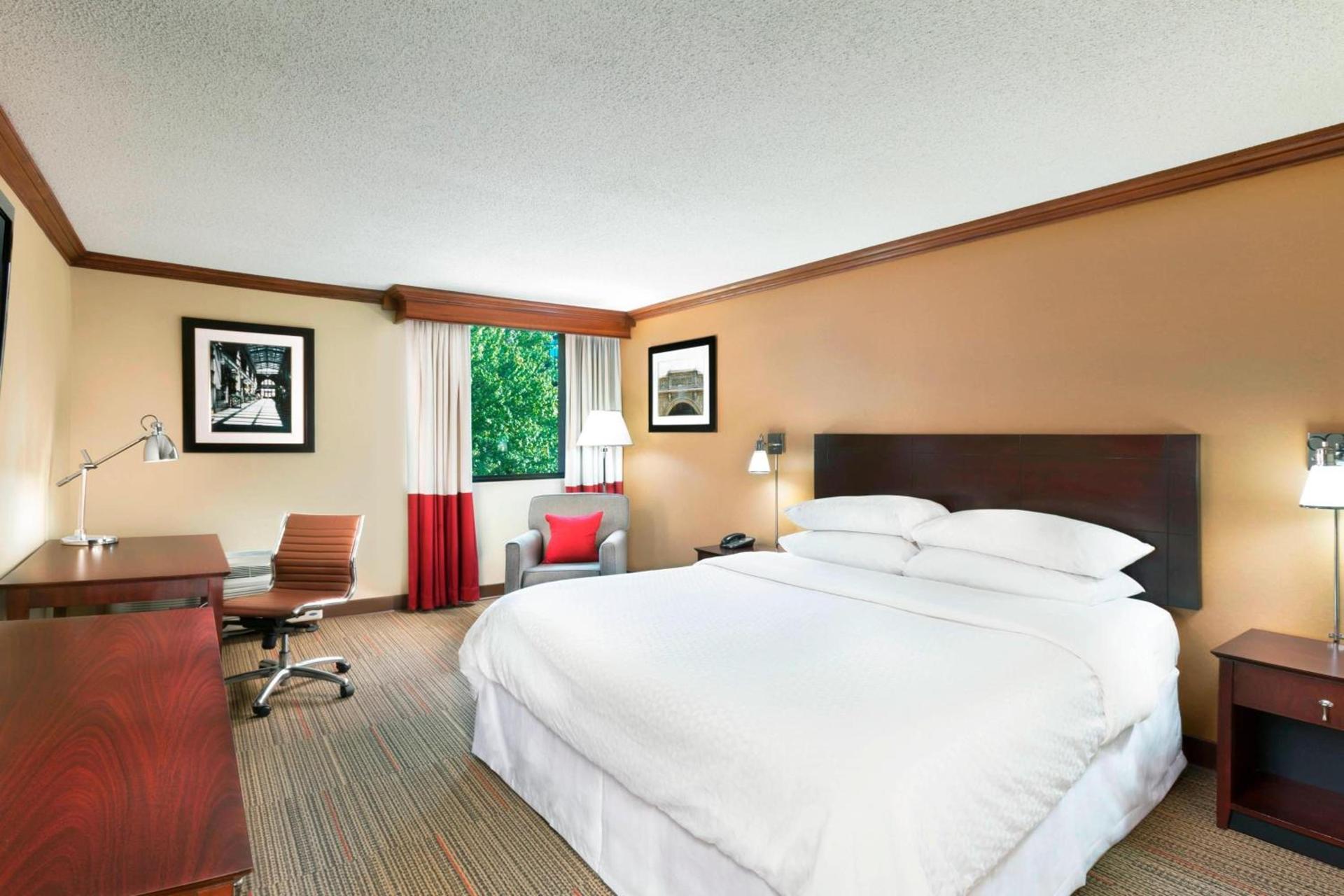 Four Points by Sheraton Asheville Downtown photo 5