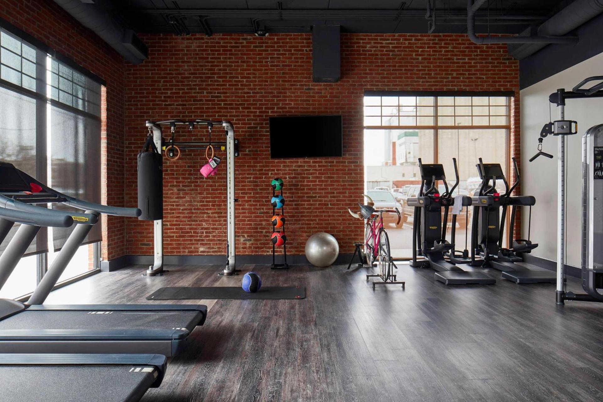 Moxy Chattanooga Downtown photo 25