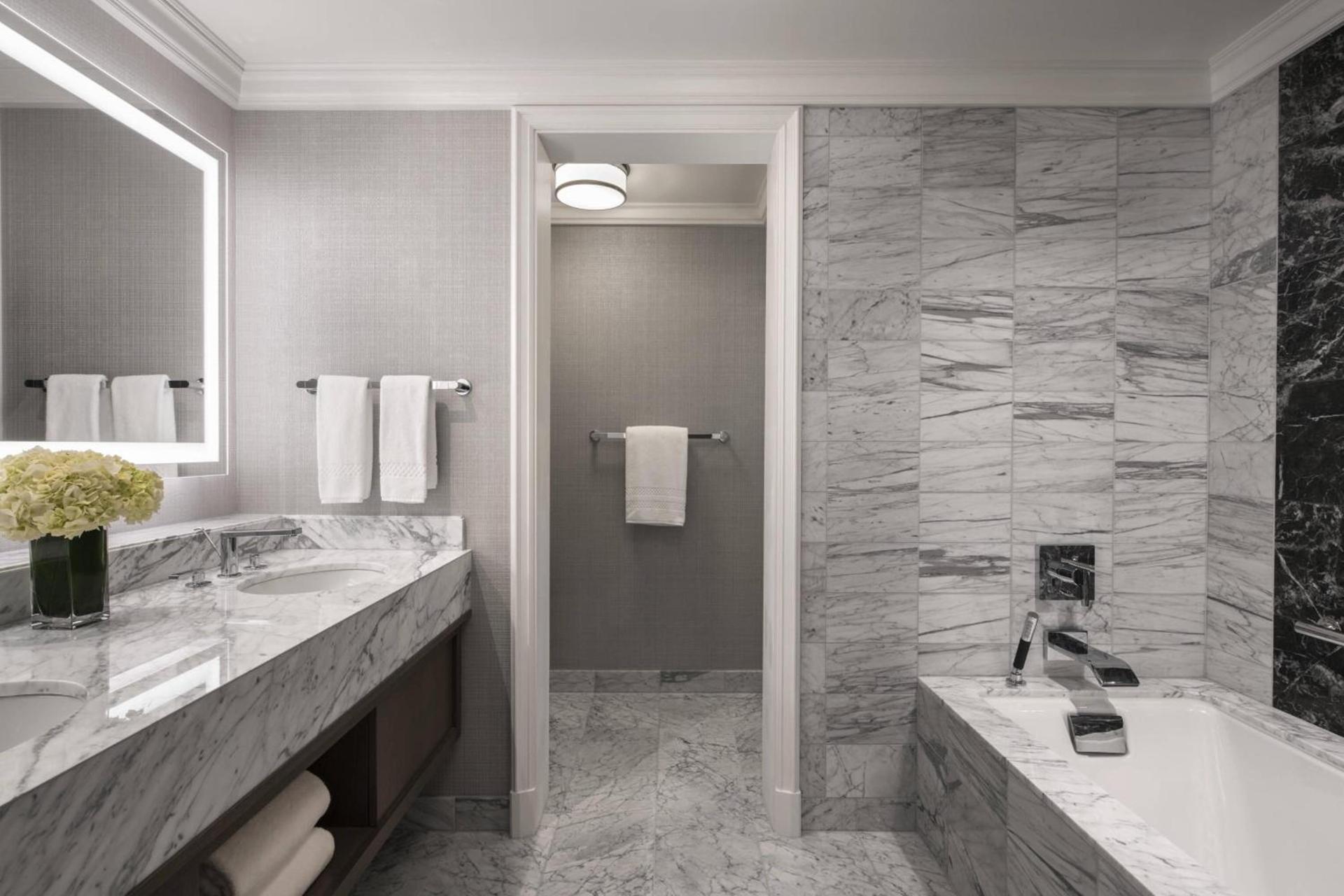 The Ritz-Carlton, Cleveland photo 11
