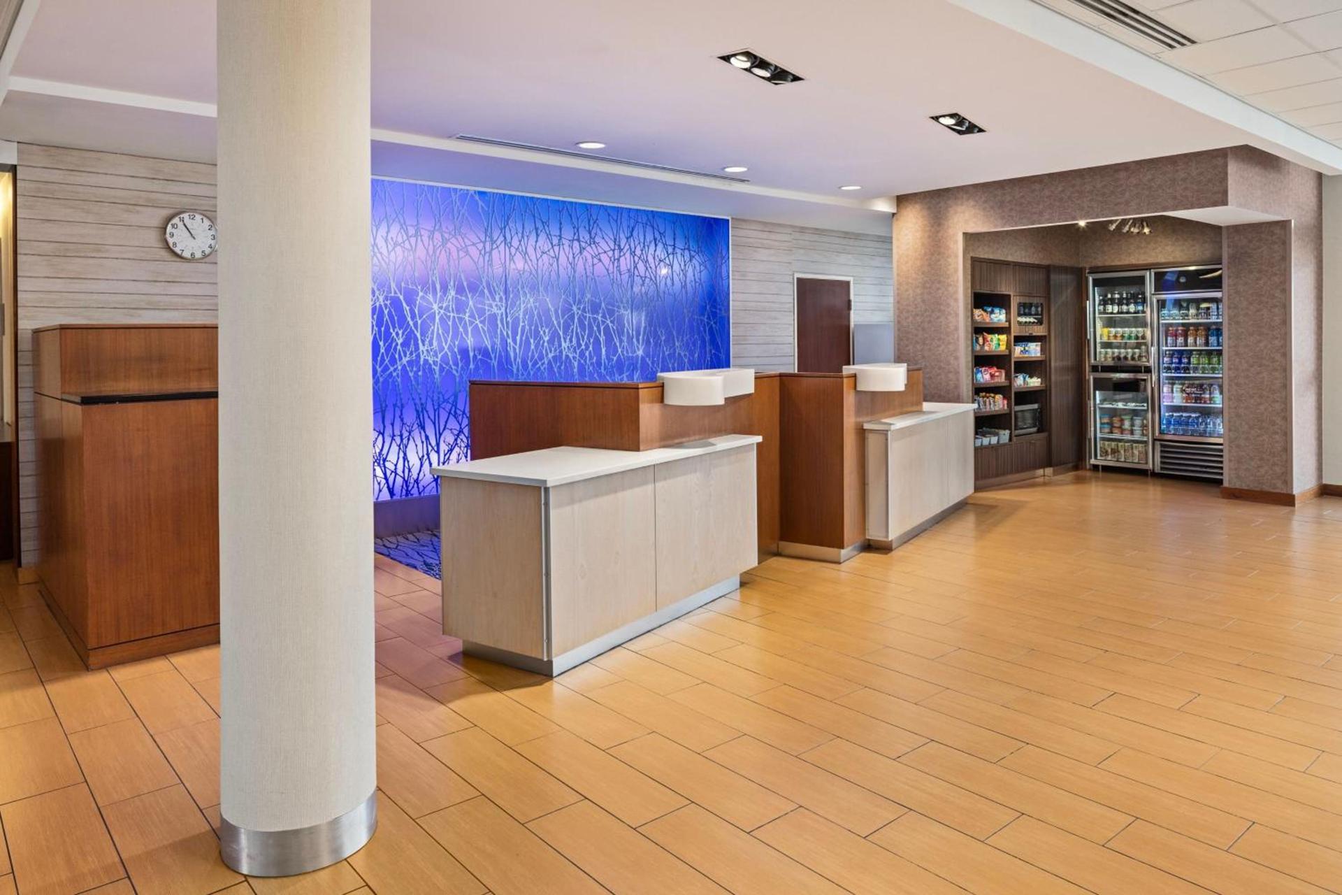 Fairfield Inn & Suites by Marriott Waterloo Cedar Falls photo 2