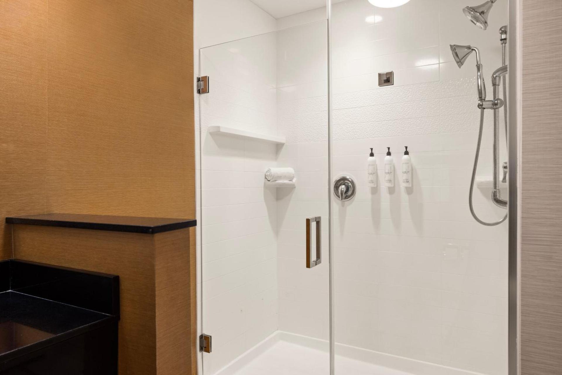 Fairfield Inn & Suites by Marriott Waterloo Cedar Falls photo 17
