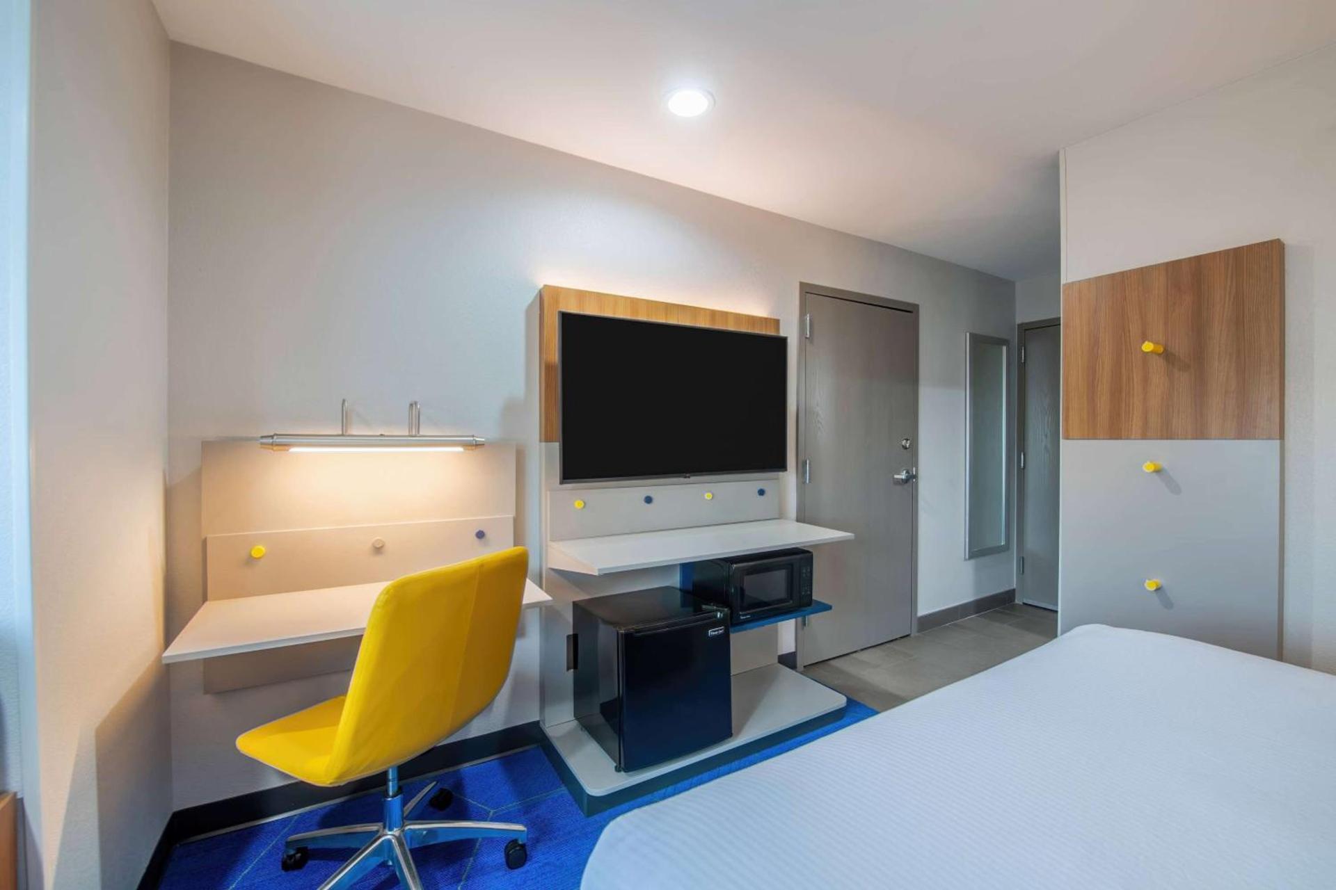 Microtel Inn and Suites by Wyndham Anderson SC photo 16