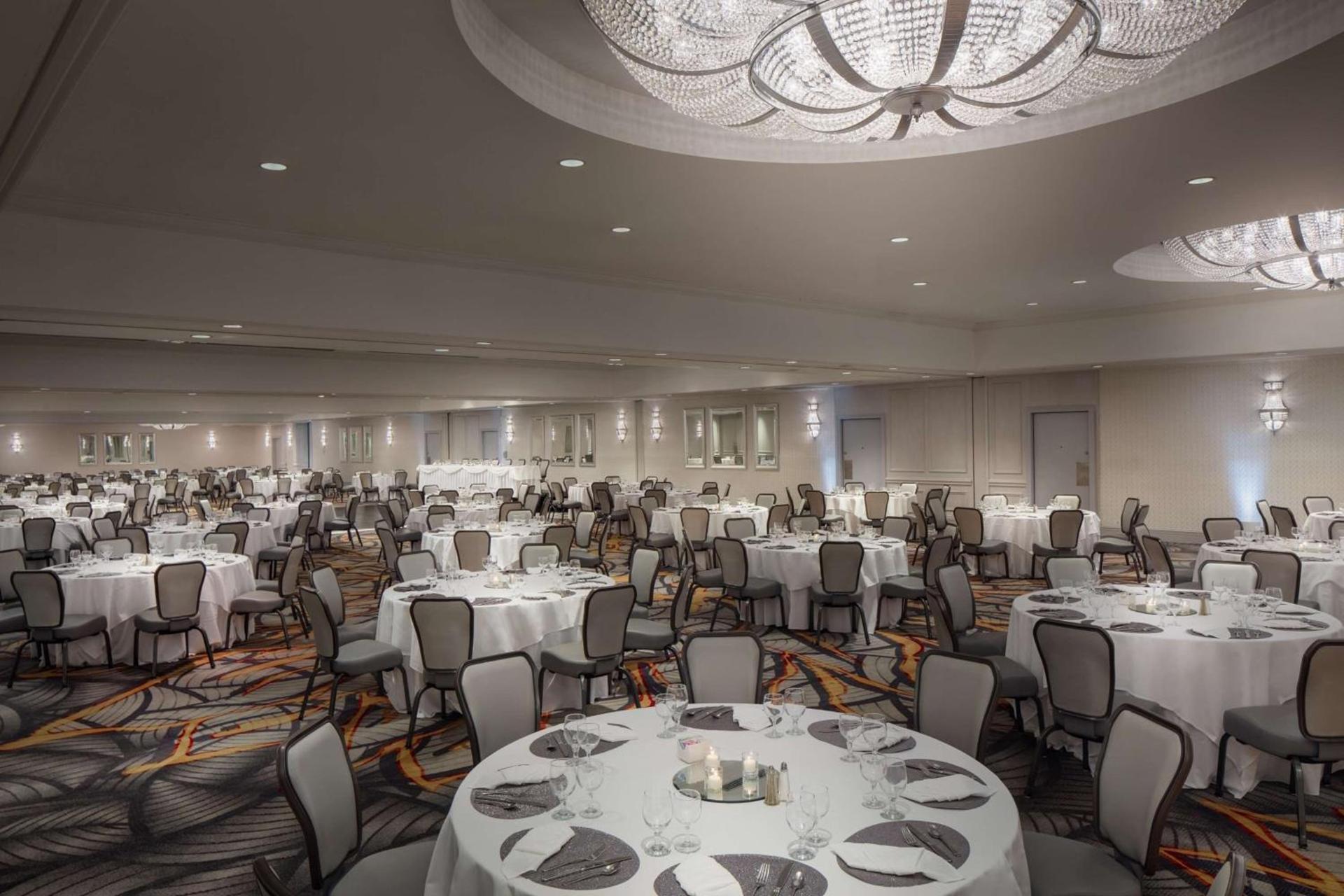 Hilton Chicago/Northbrook photo 77
