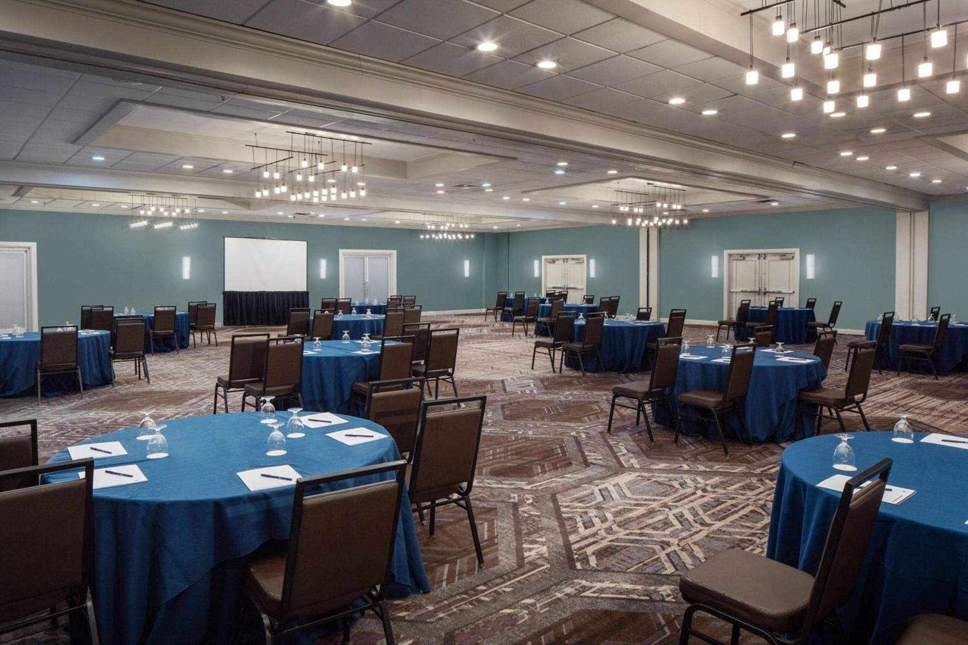 DoubleTree by Hilton Princeton photo 21