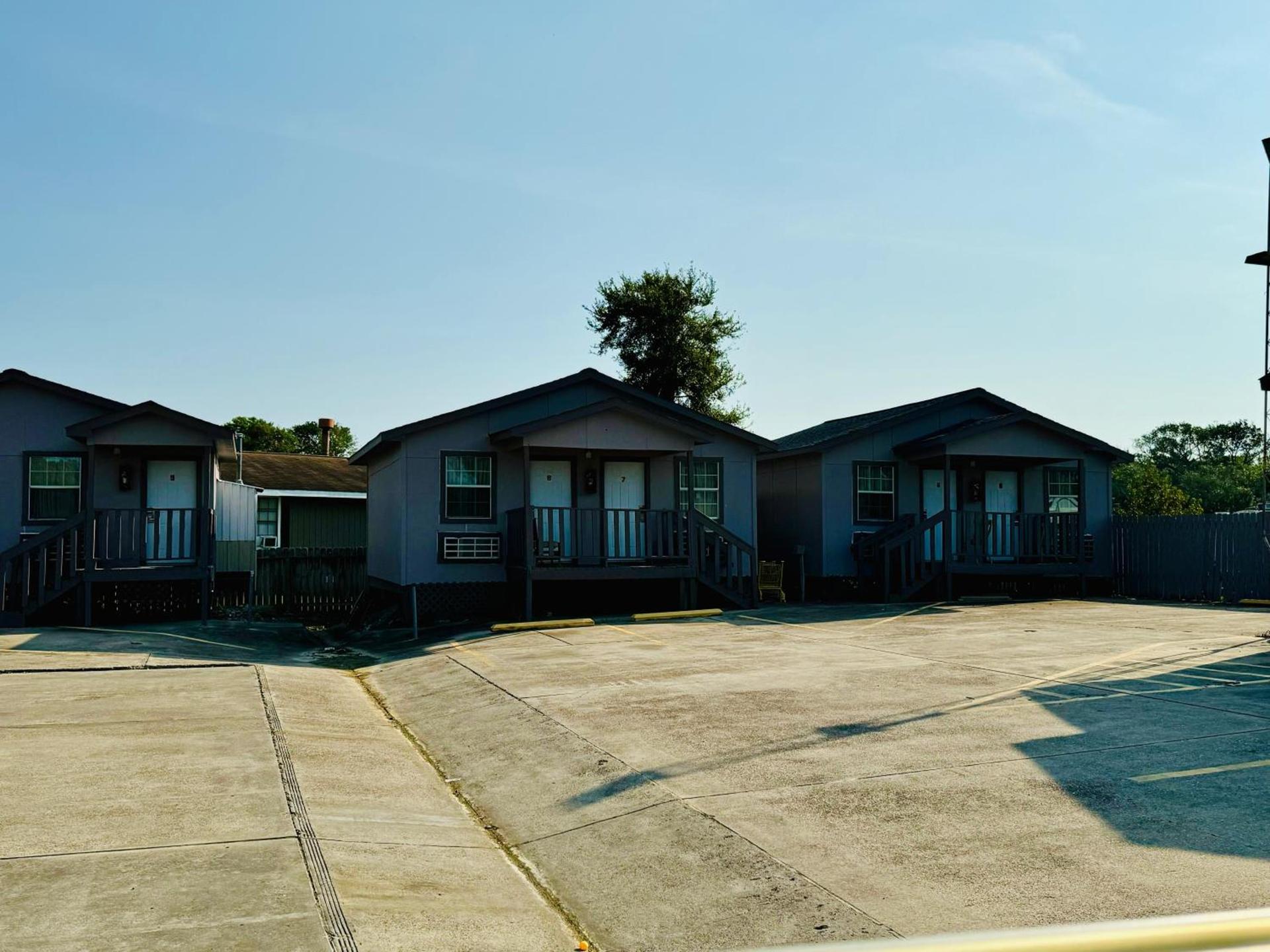 Bostonian Inn & Suites photo 19