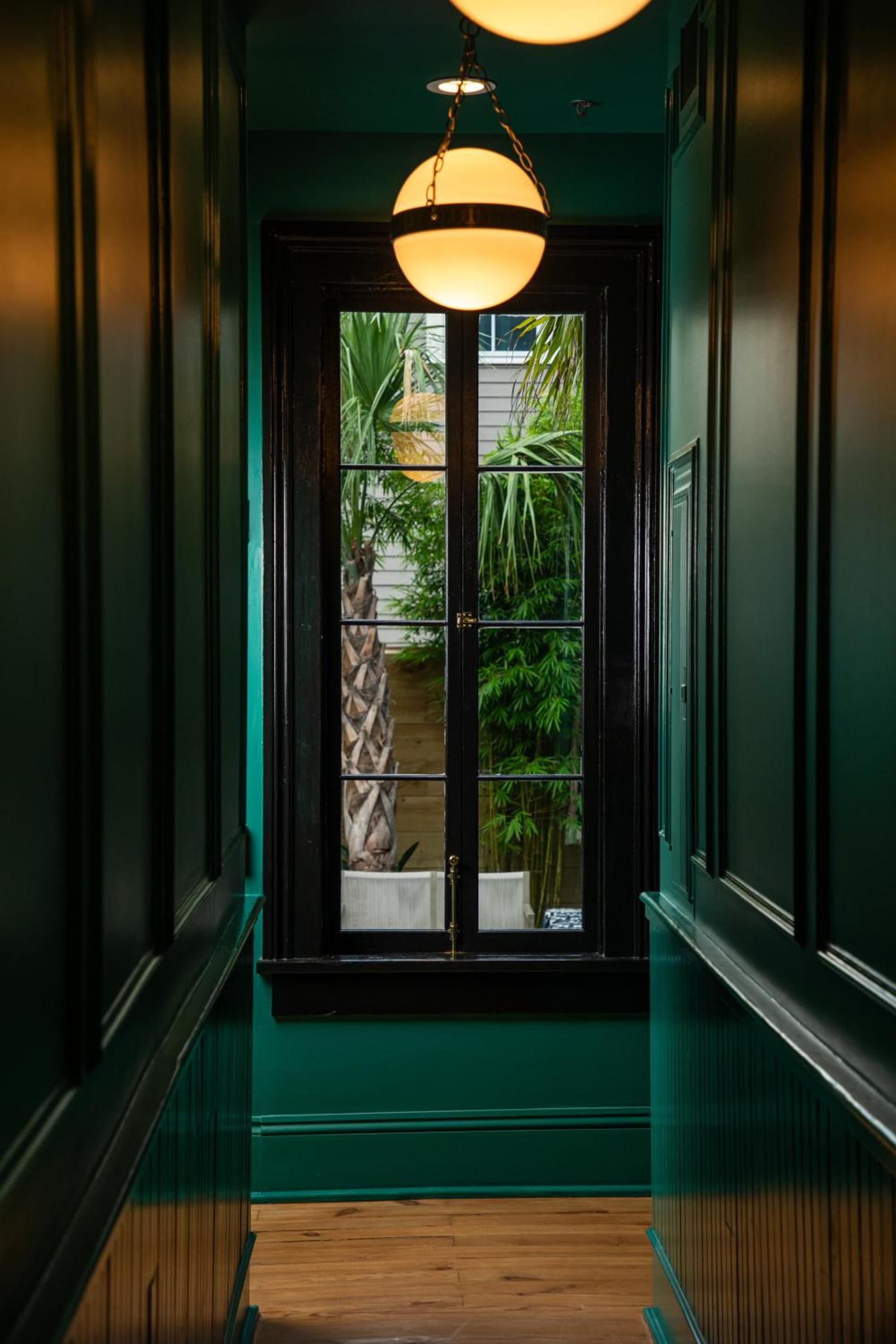 Blackbird Hotel photo 77