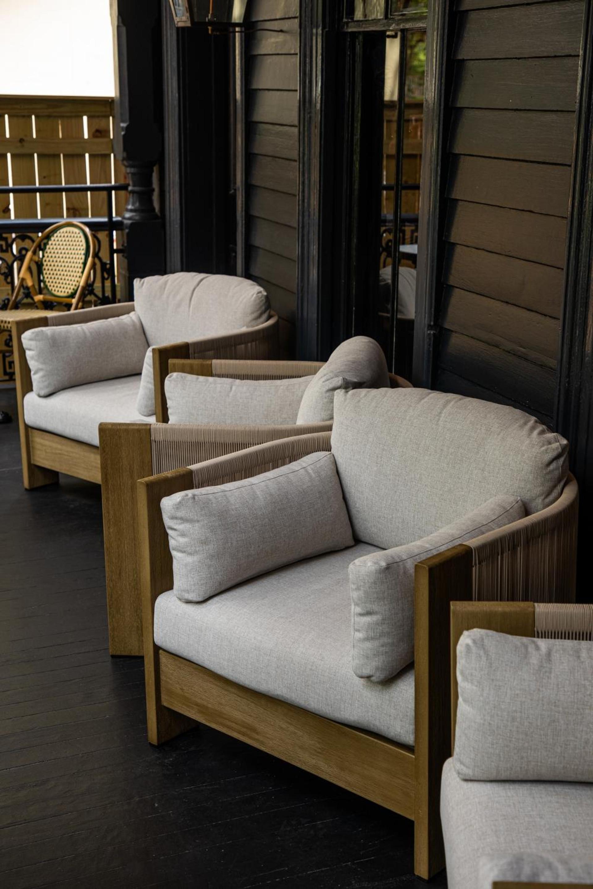 Blackbird Hotel photo 9