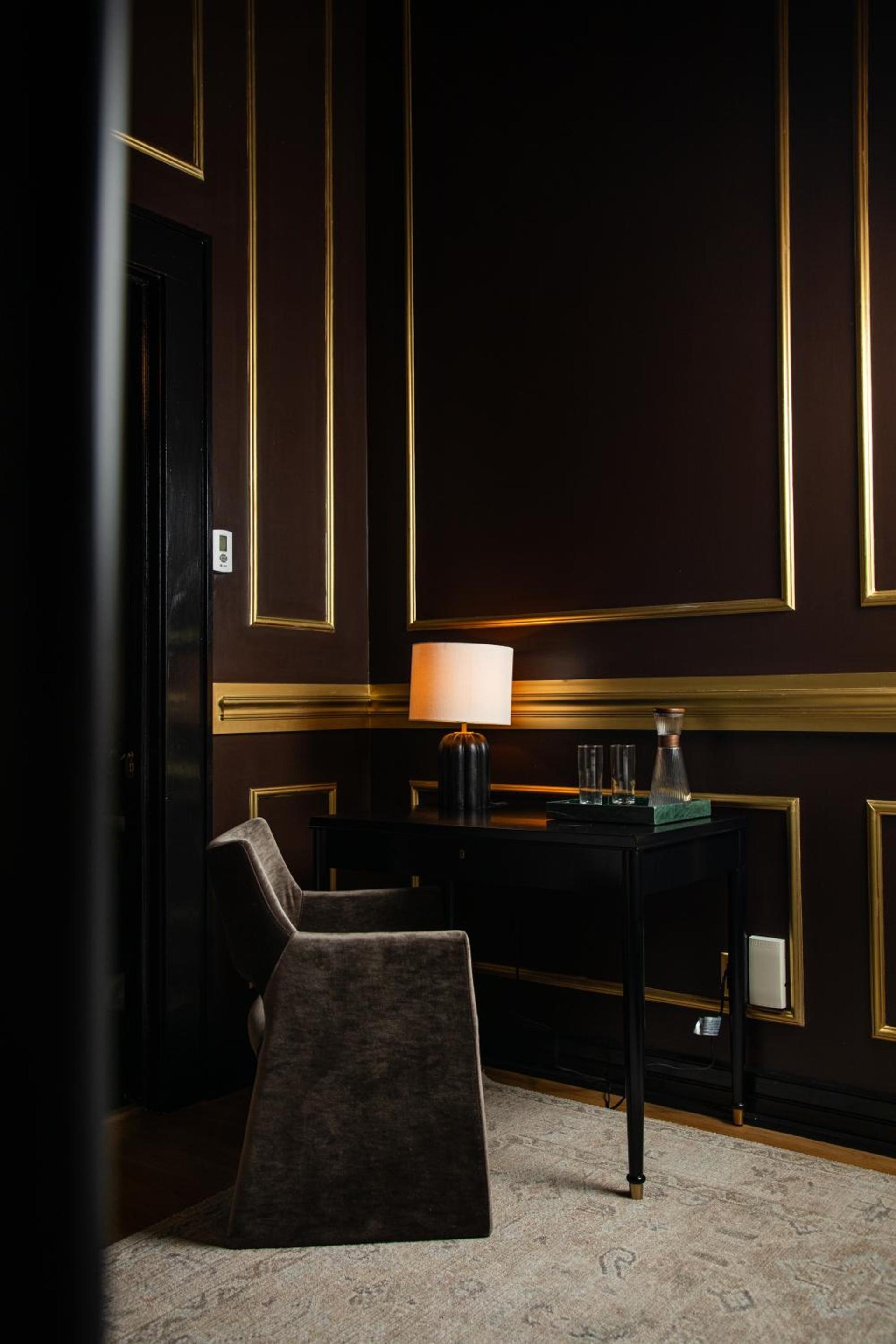 Blackbird Hotel photo 91