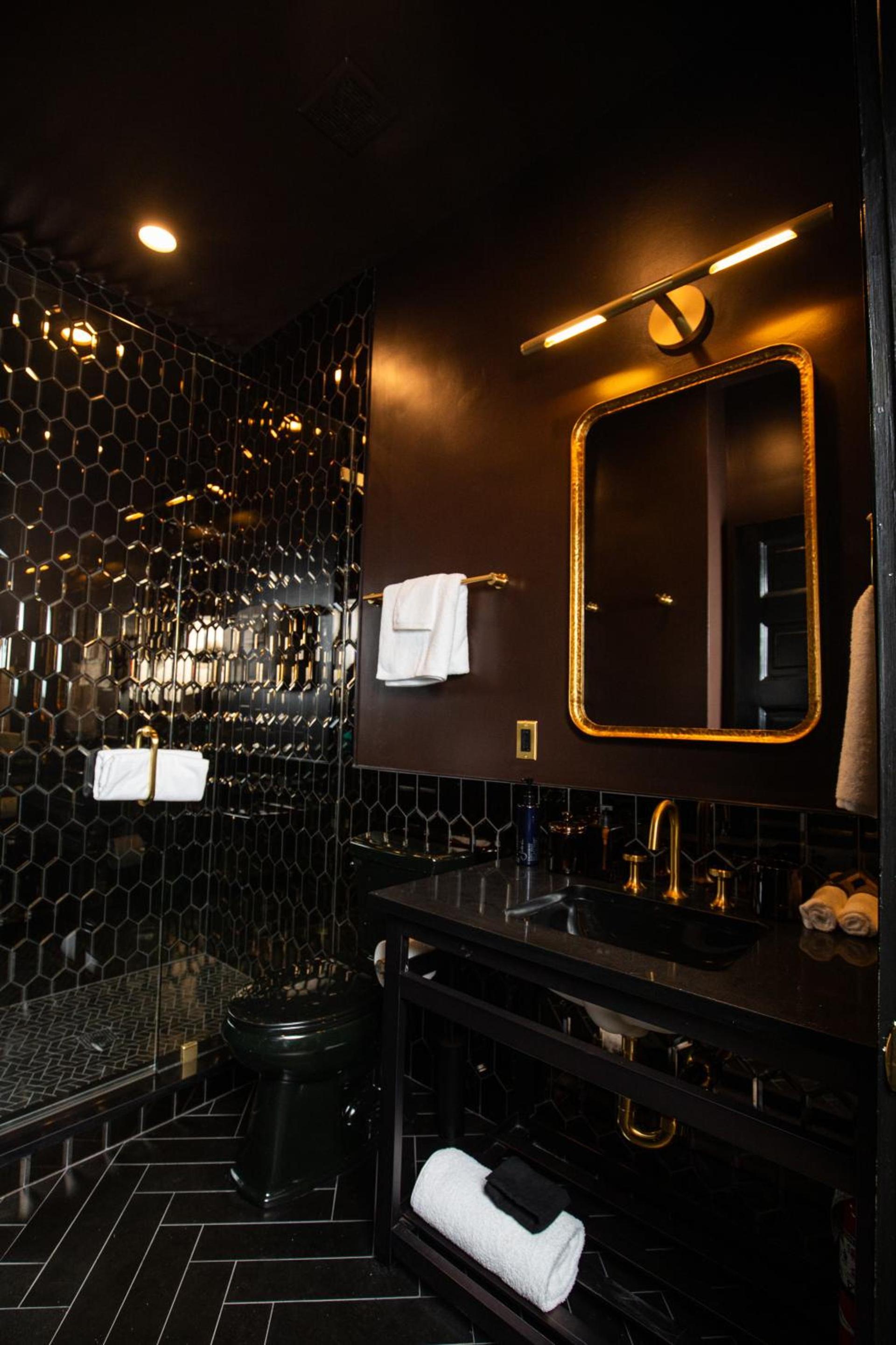 Blackbird Hotel photo 95