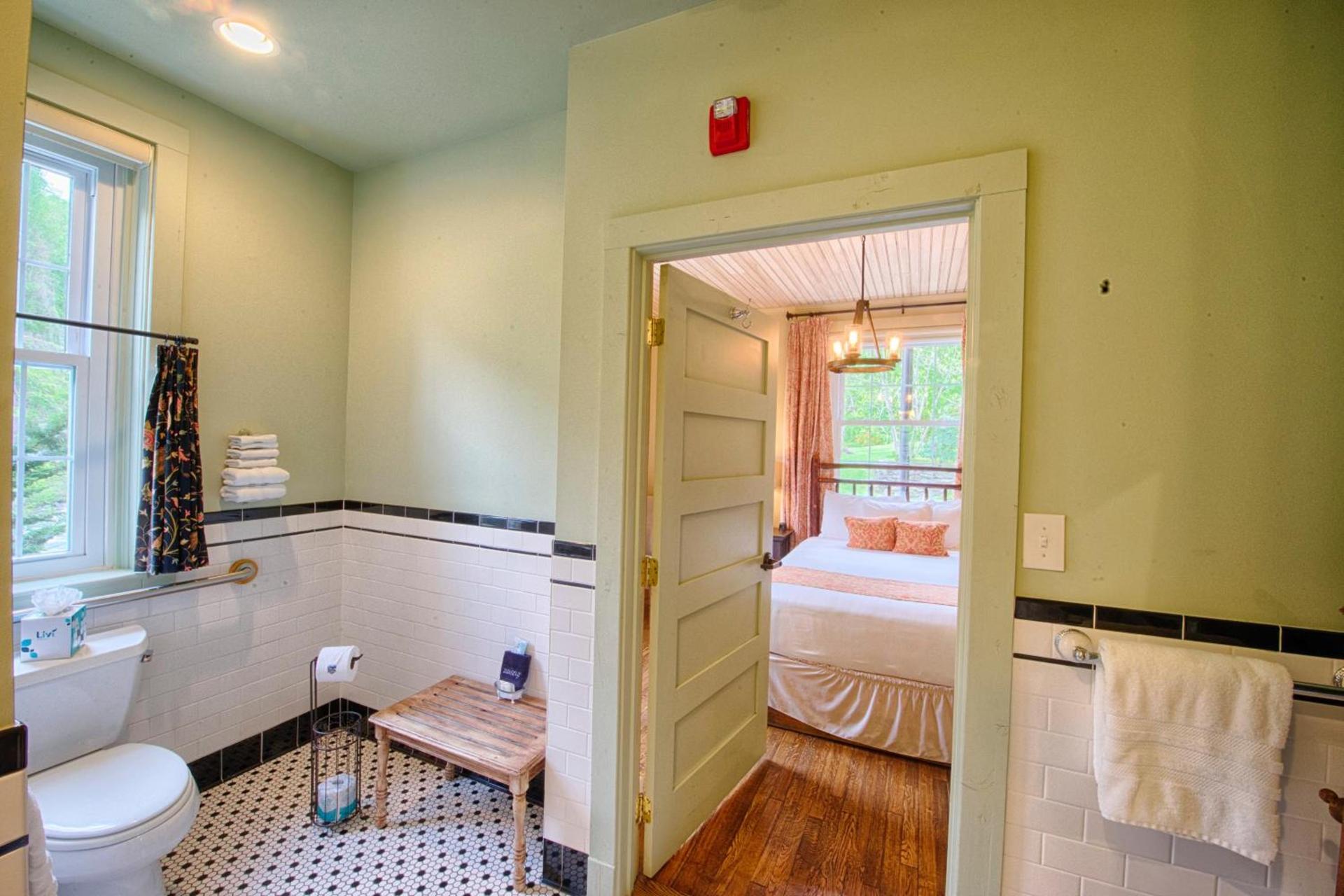 Historic Tapoco Lodge Resort photo 54