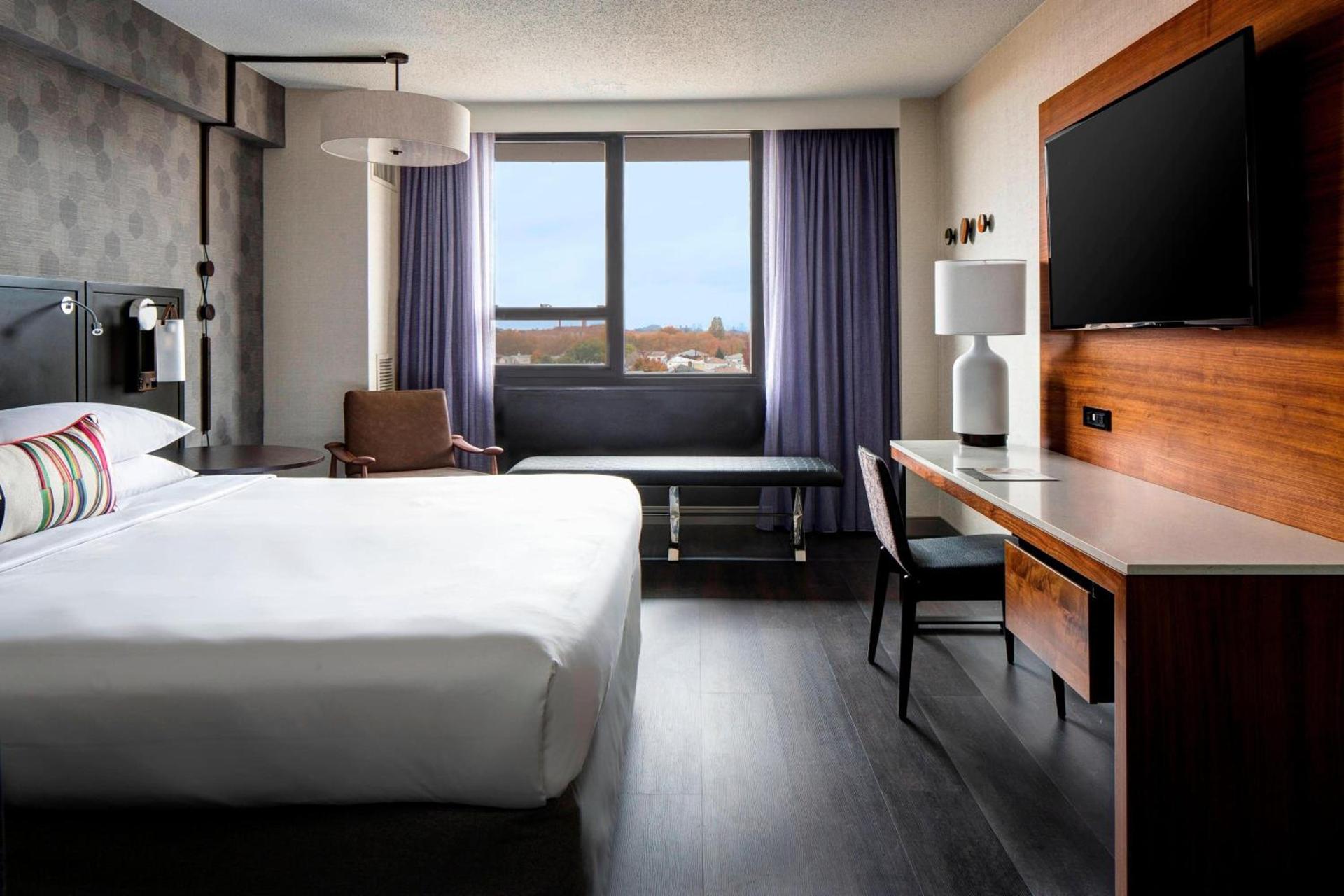 New York LaGuardia Airport Marriott photo 10