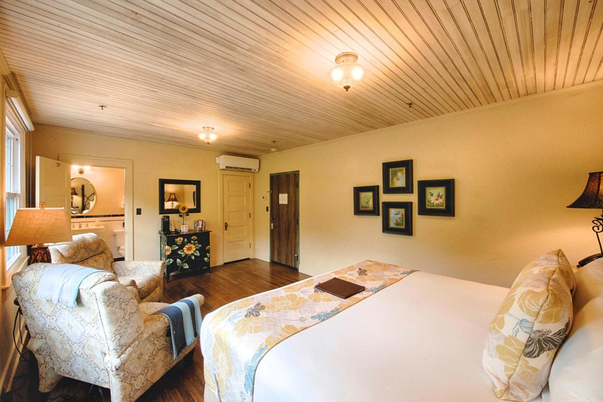 Historic Tapoco Lodge Resort photo 82