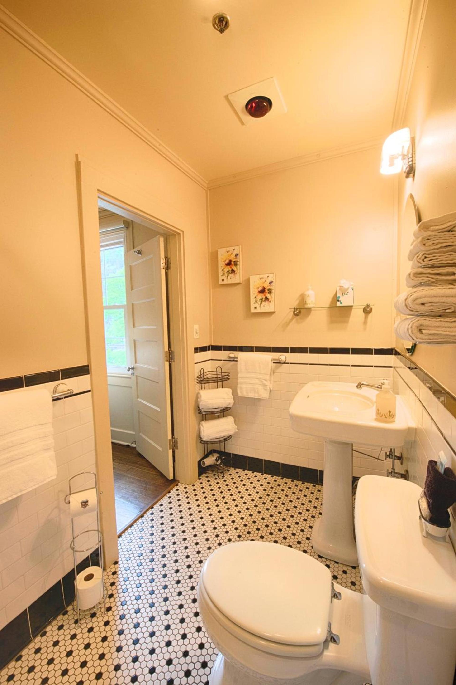 Historic Tapoco Lodge Resort photo 84