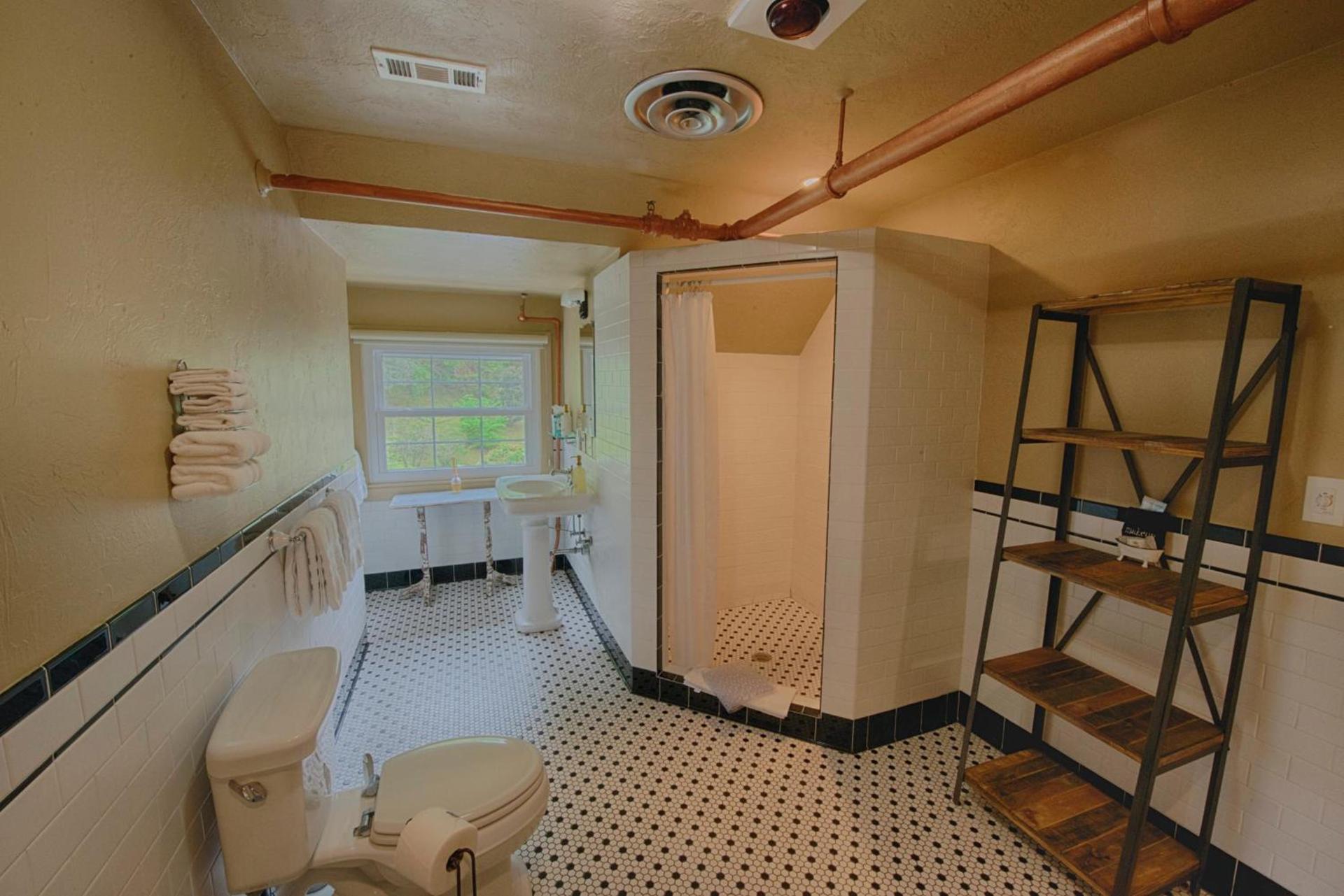Historic Tapoco Lodge Resort photo 99