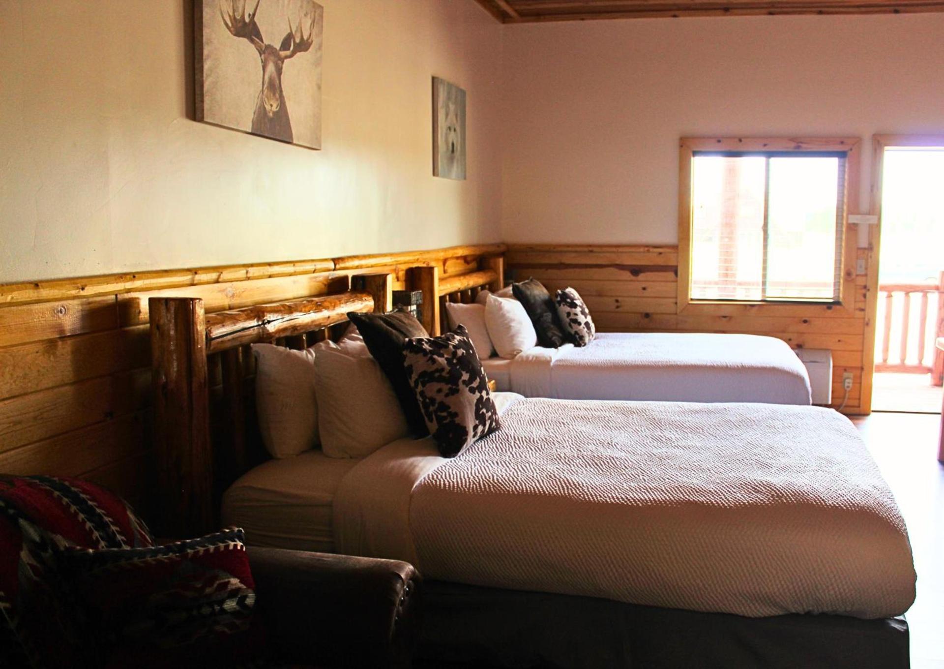 River Lodge photo 10