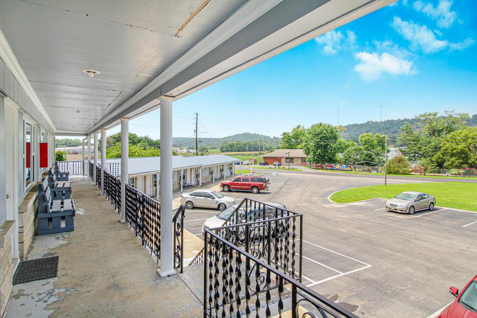 Horse Cave Motel photo 5