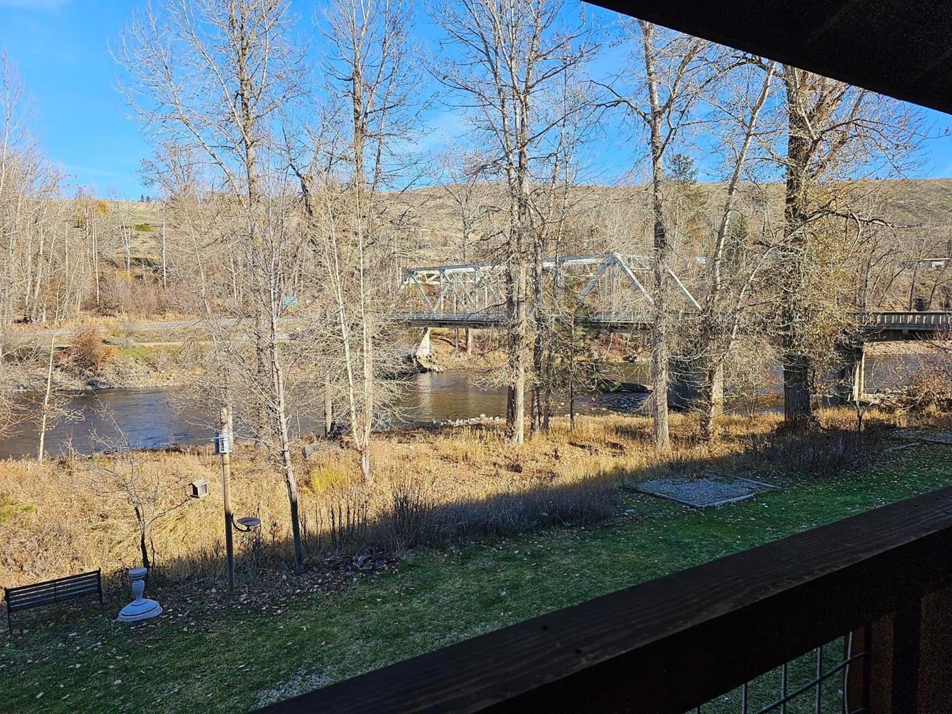 Methow River Lodge and Cabins photo 25